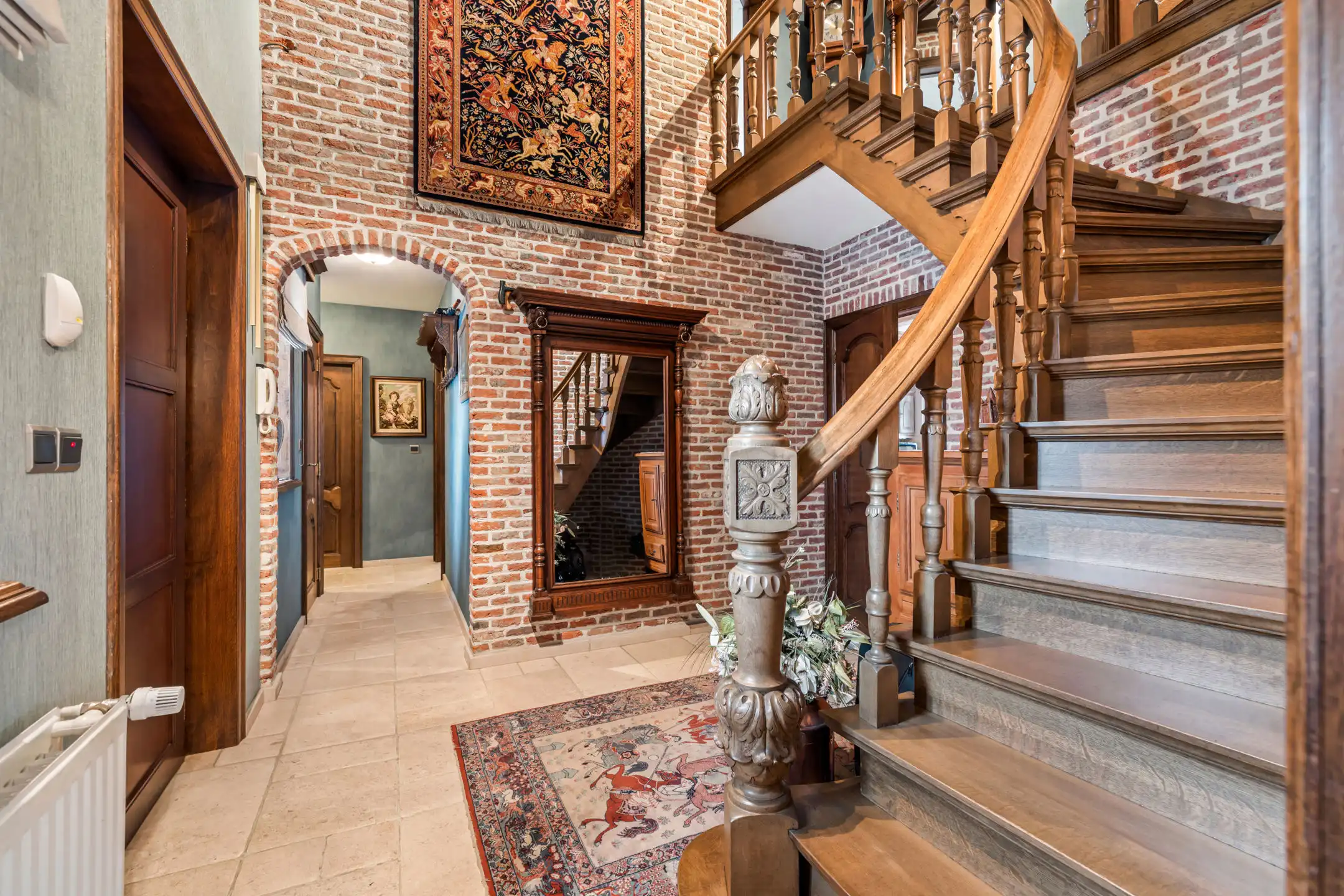 Statige villa 4 (5) slpk met grote tuin foto 7