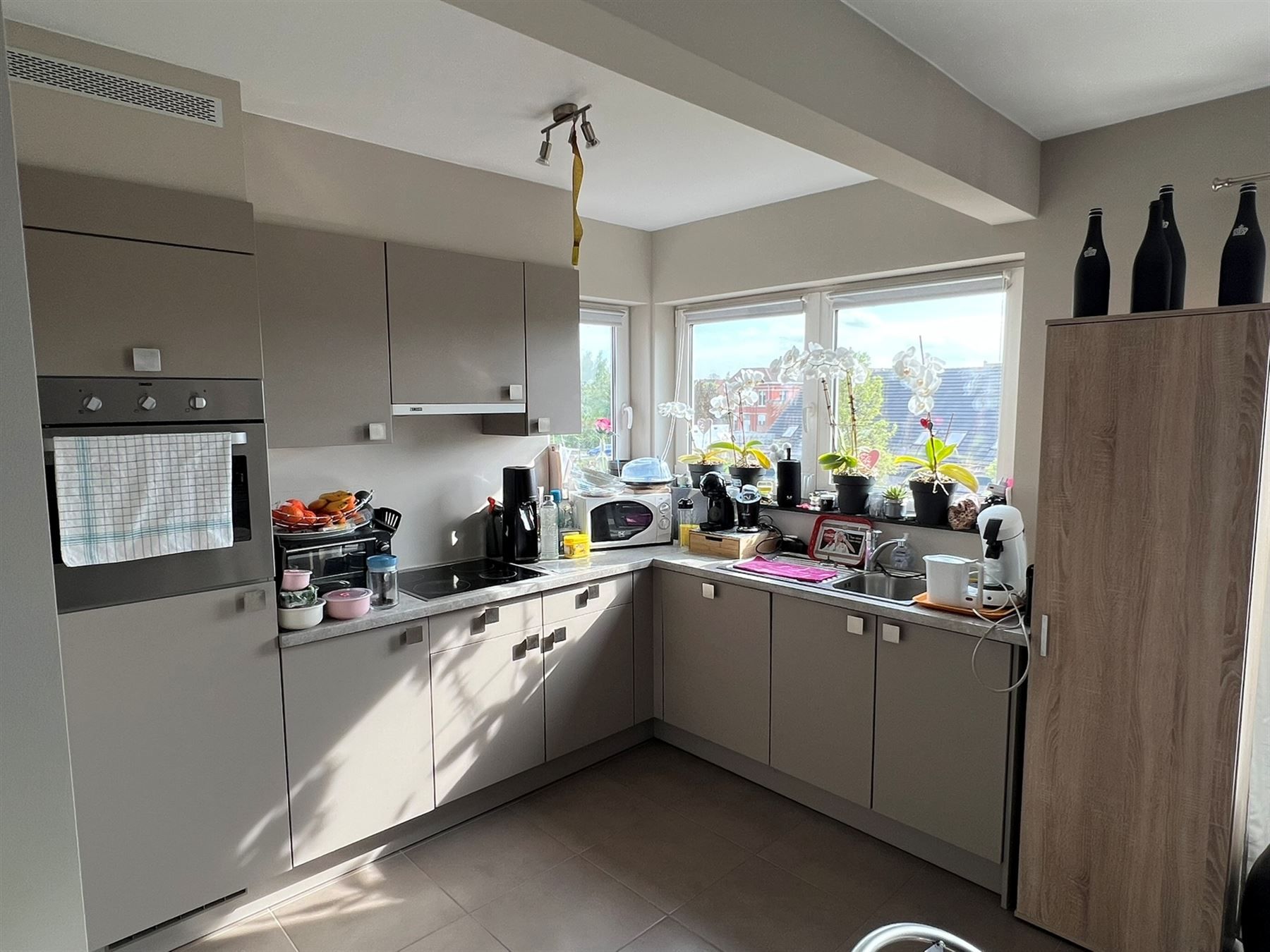 Comfortabel appartement met 2 slaapkamers en mooi terras foto 3