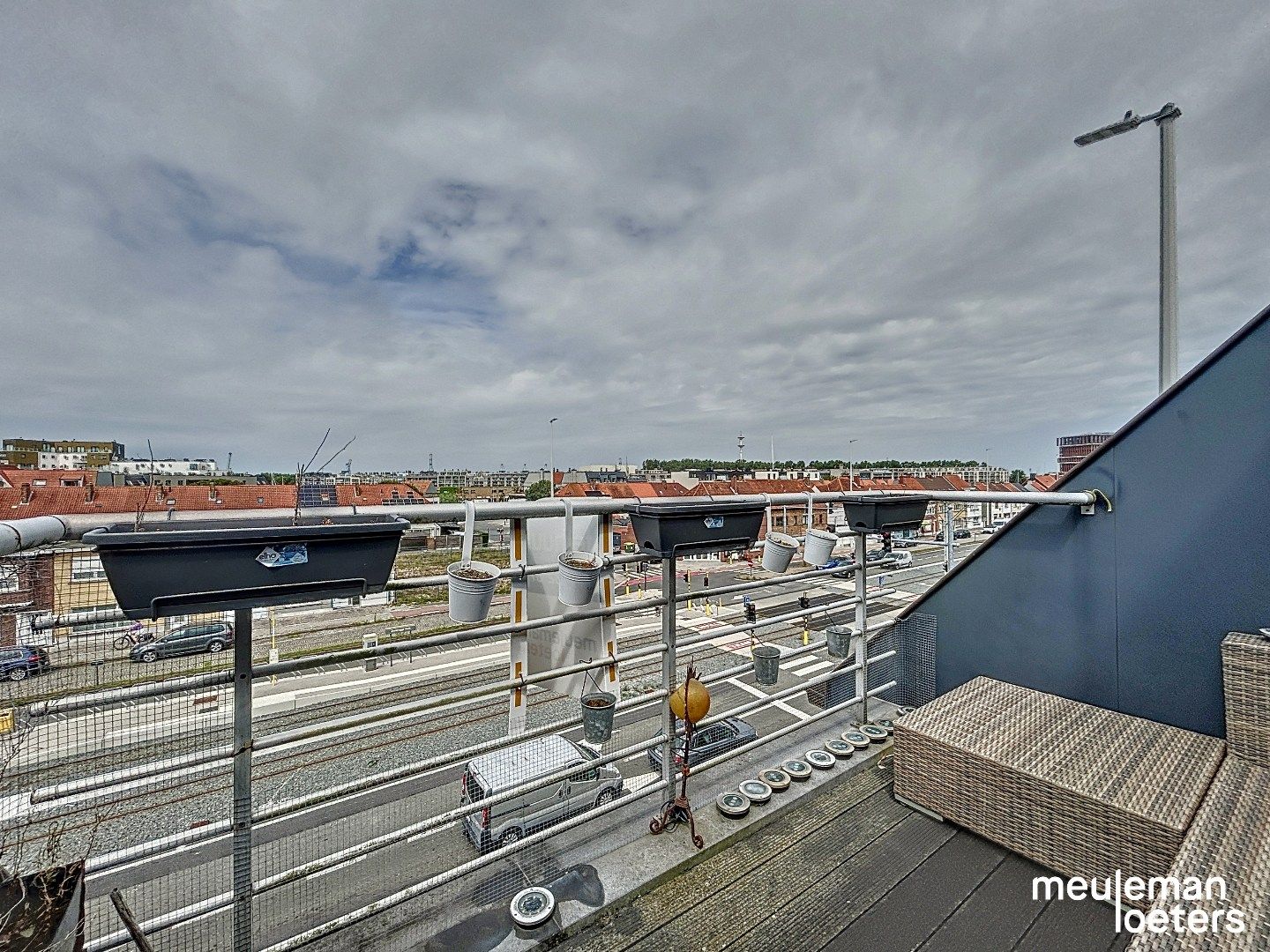 appartement nabij centrum met parkeerplaats foto 2