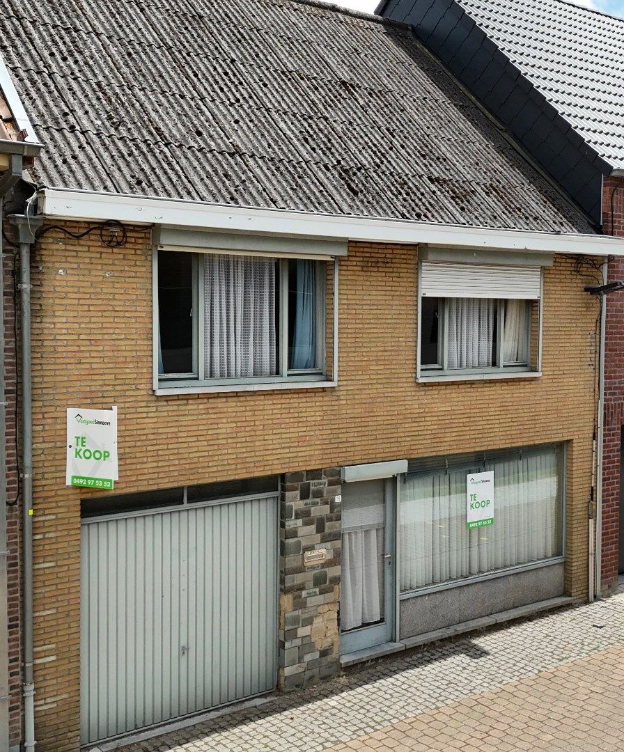 Ruime woning met 5 slaapkamers, tuin en garage in Wingene foto 2