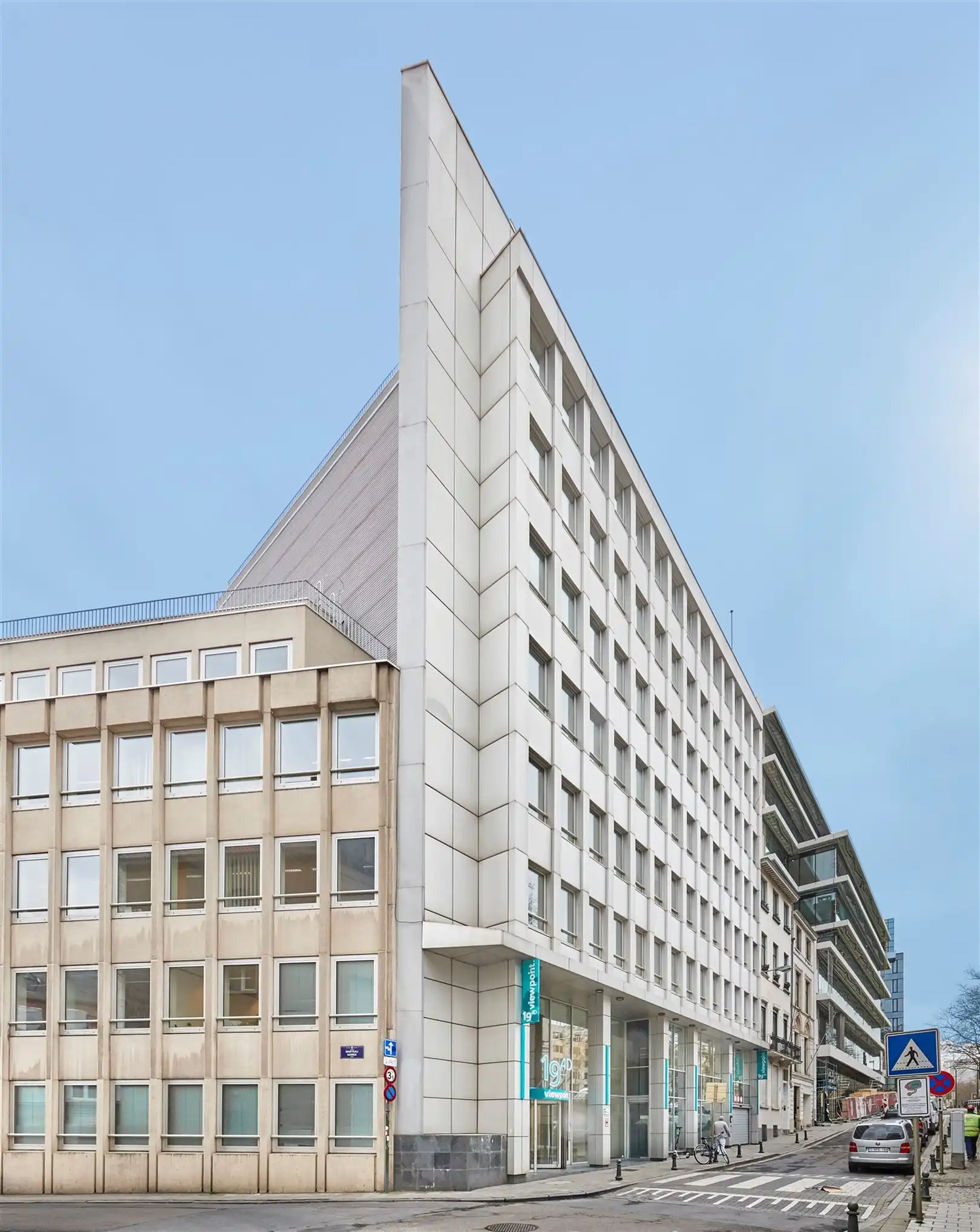 KUNST/ ARTS 19 A/D: 252m² te huur foto {{pictureIndex}}