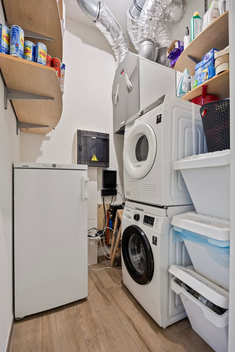 Modern 2-slpk gelijkvloers appartement met terras foto 14