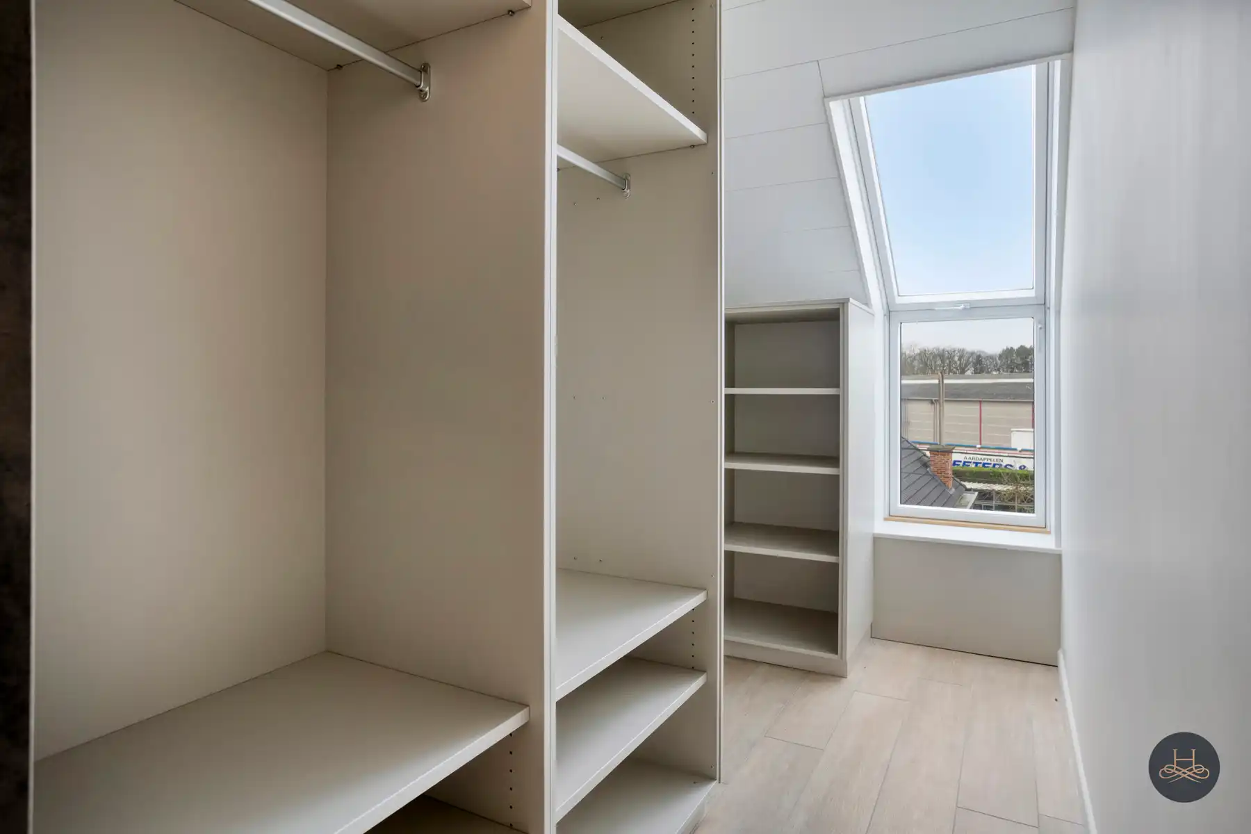 Verrassend ruime en lichtrijke bel-étagewoning met dakterras foto 22