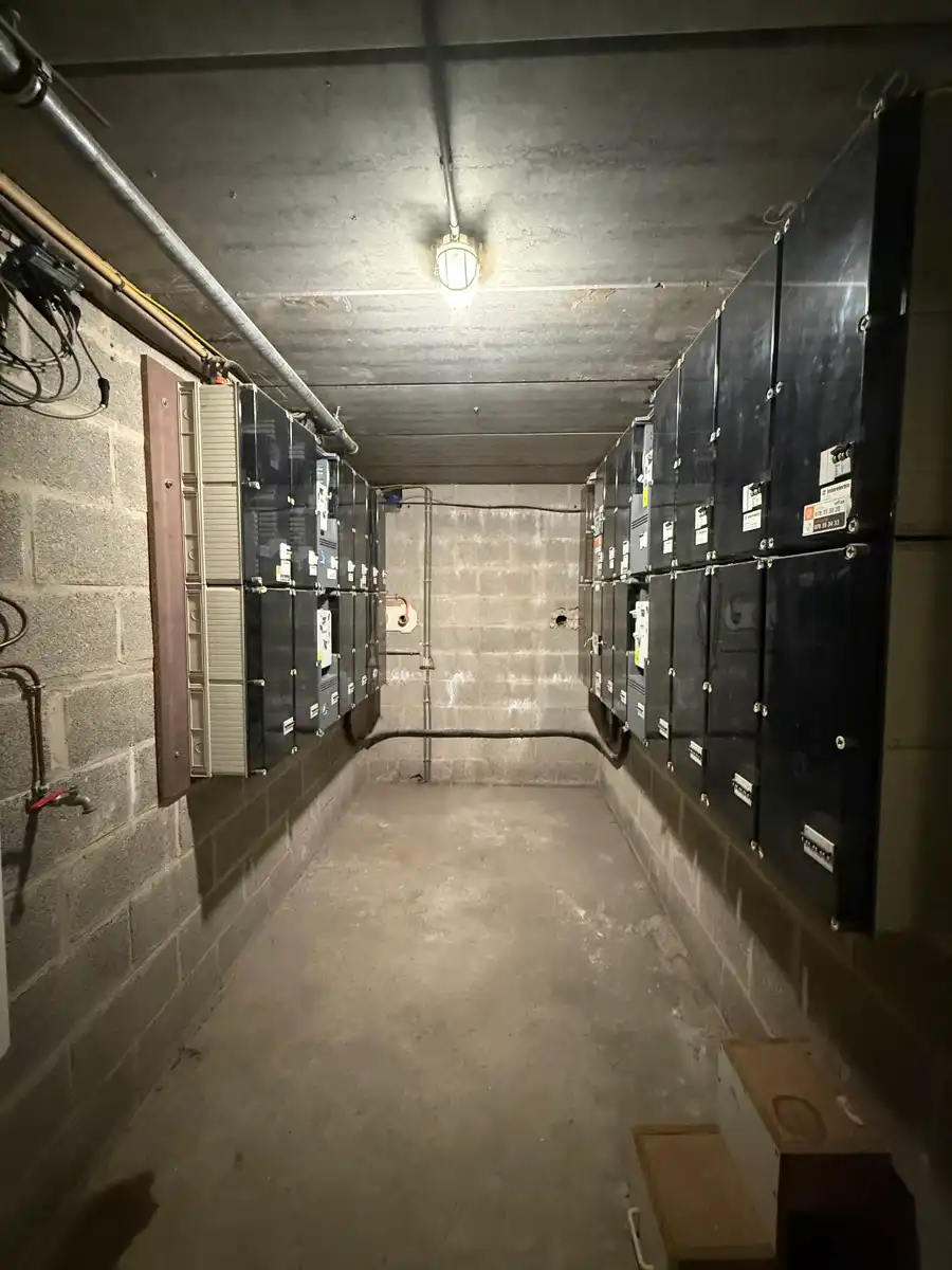 Instapklaar appartement met terras op toplocatie in Genk foto 12