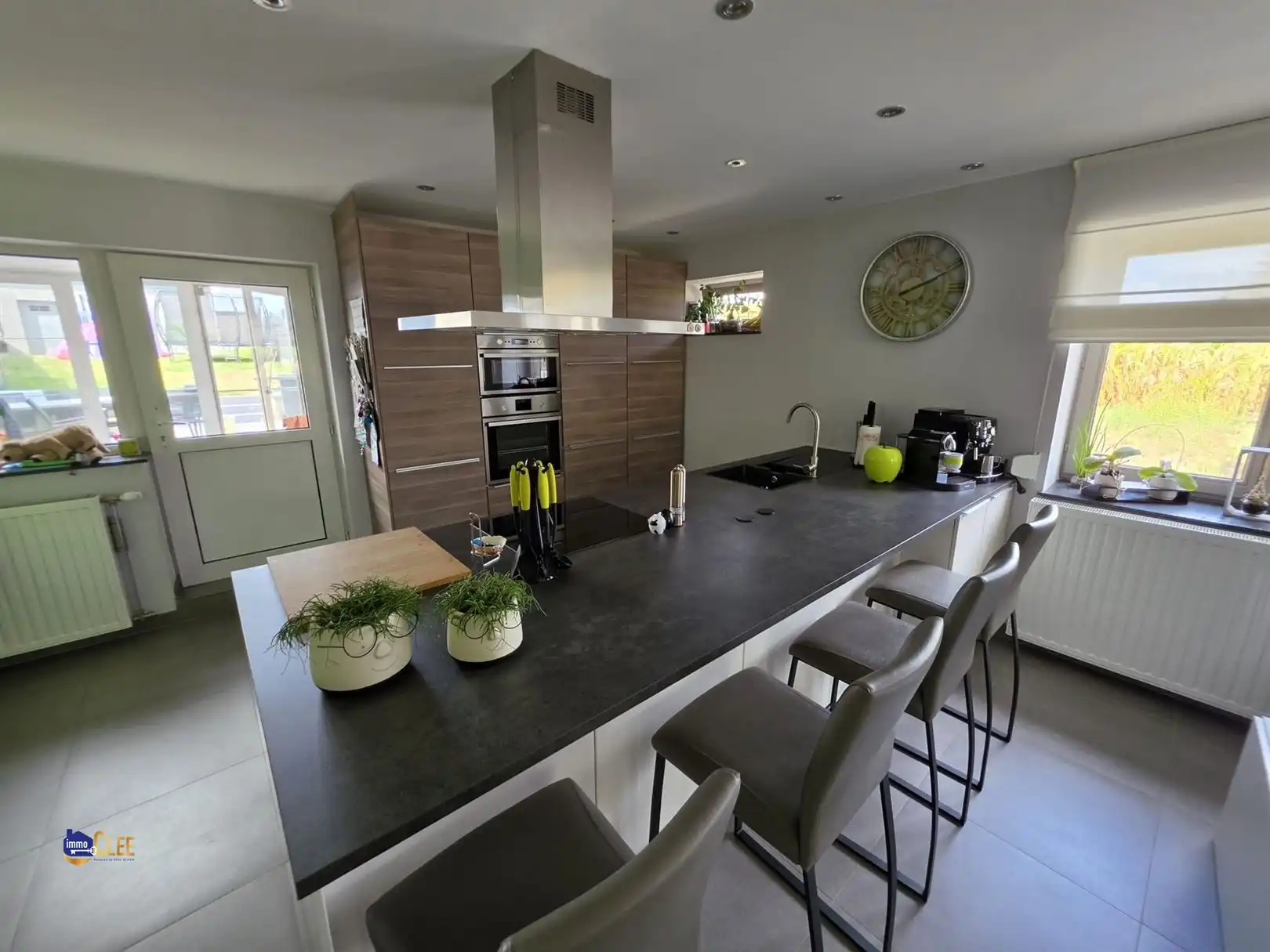 Instapklare woning omgeven door groen foto 5