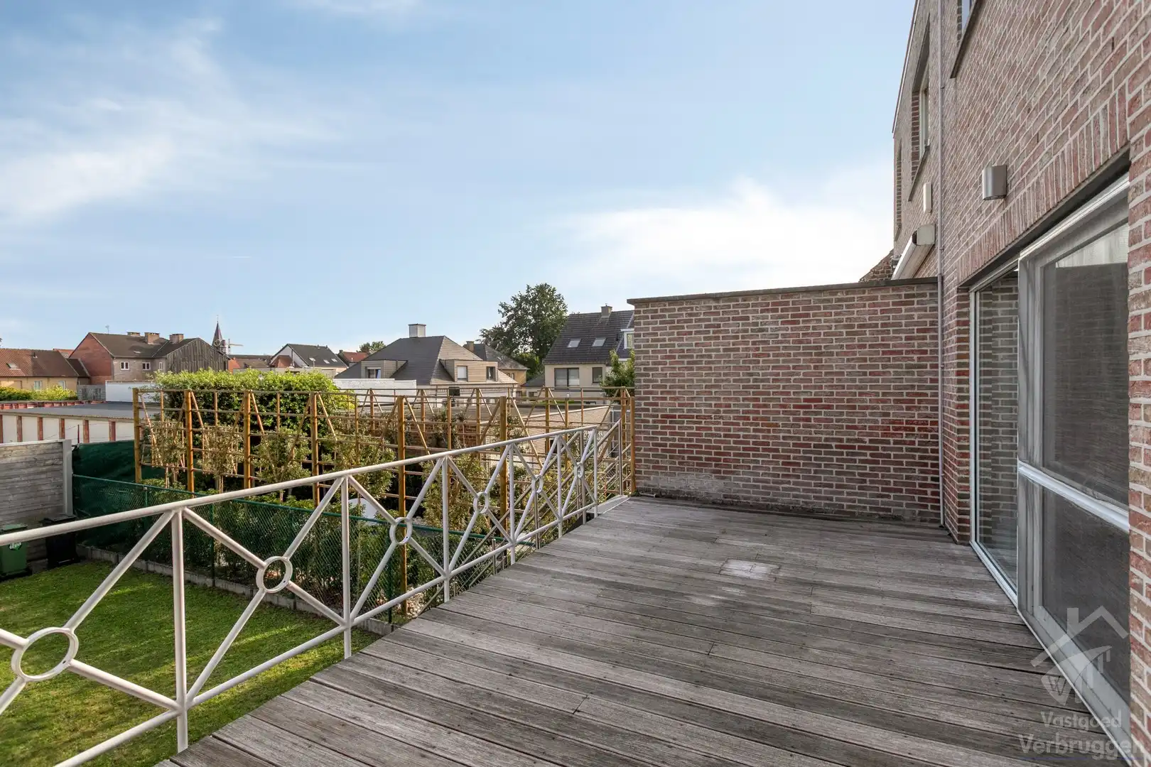 Instapklare moderne woning met 3 slaapkamers, bureau en dubbele garage foto 11