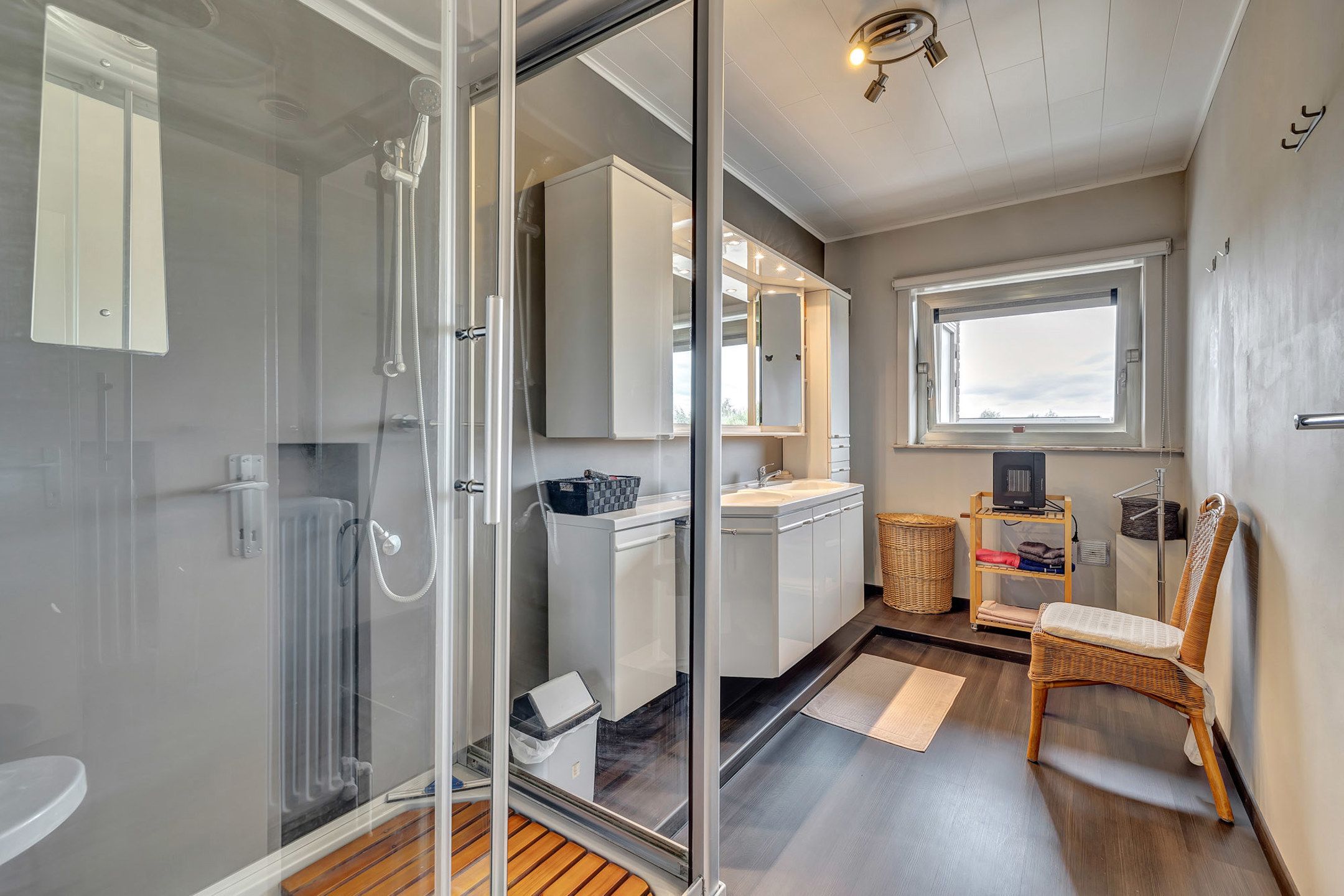 Bel-etage te koop met 3 slaapkamers en 2 badkamers in Aalst foto 18
