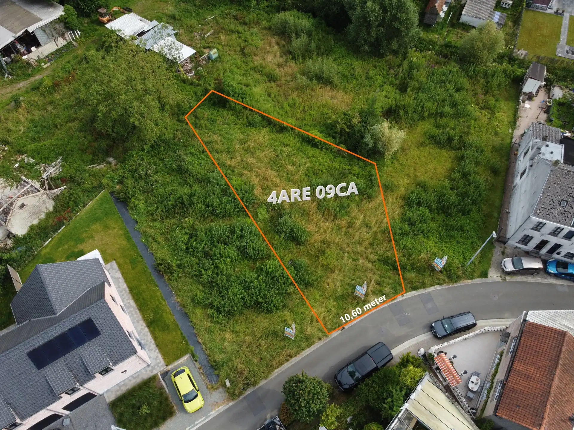 Rustig gelegen bouwgrond voor HOB foto {{pictureIndex}}