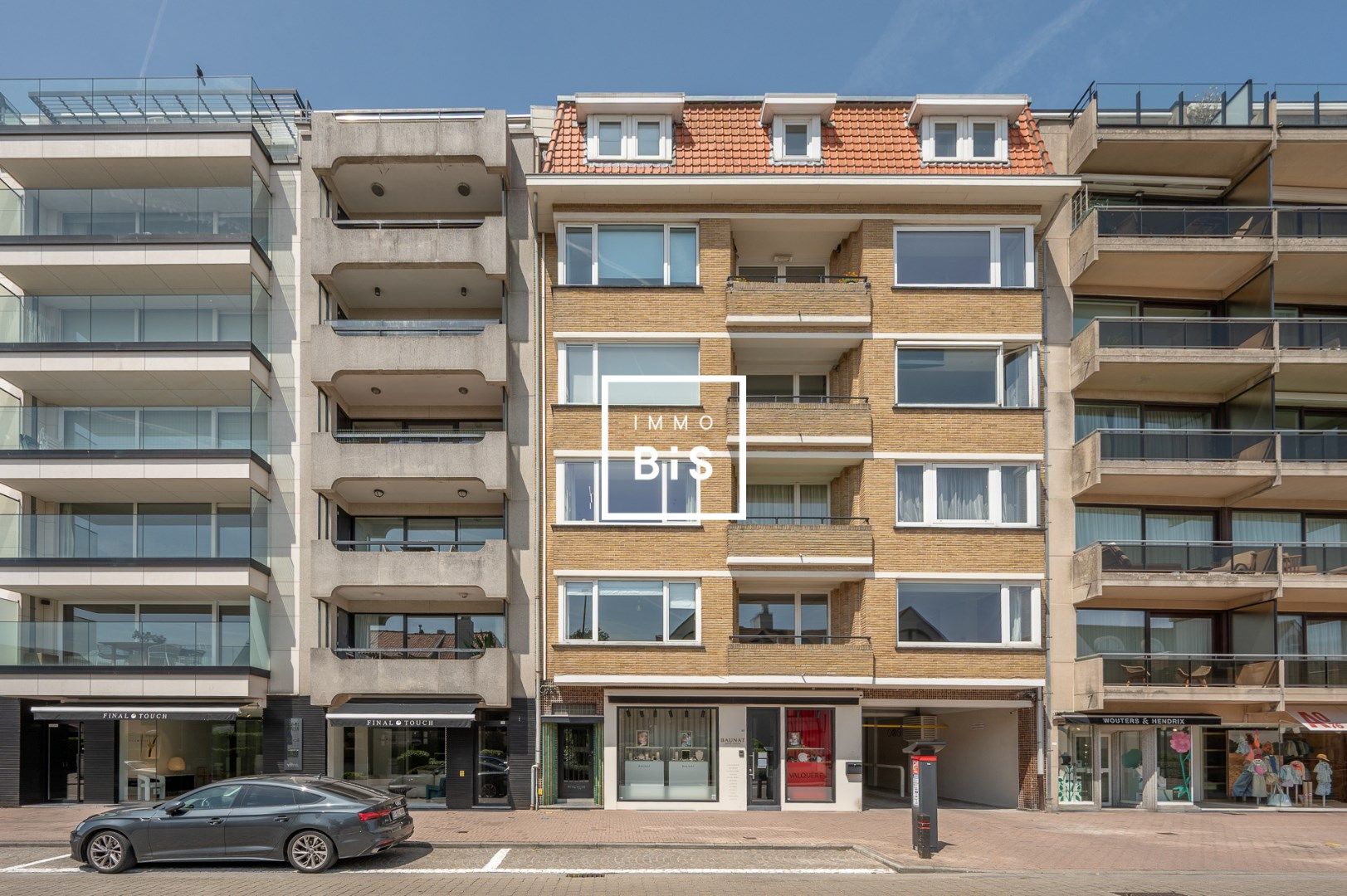 Prachtig gerenoveerd en zonovergoten appartement op toplocatie in het Zoute foto 34