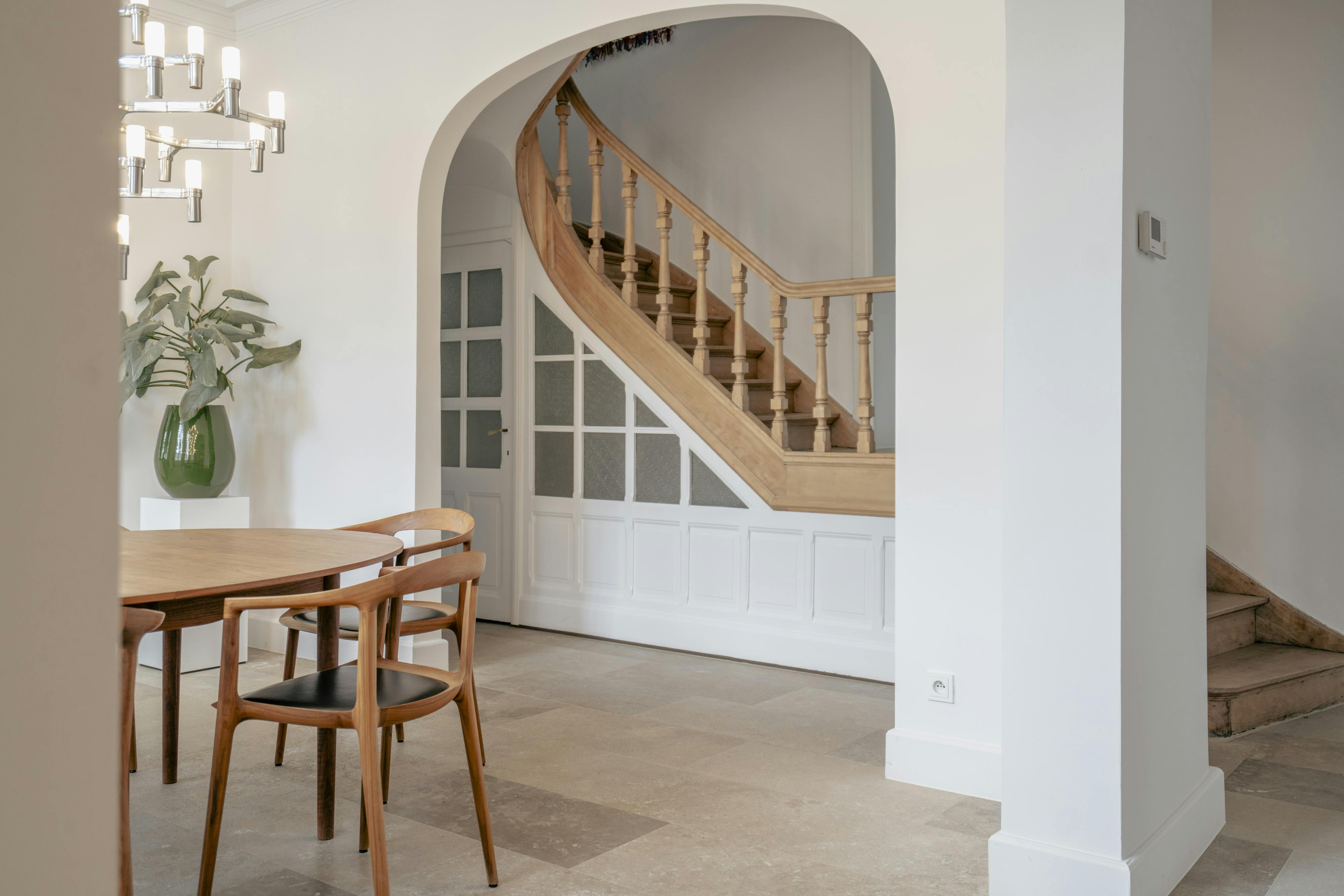 Luxueuze herenwoning met 5 slaapkamers en zwembad. foto 9