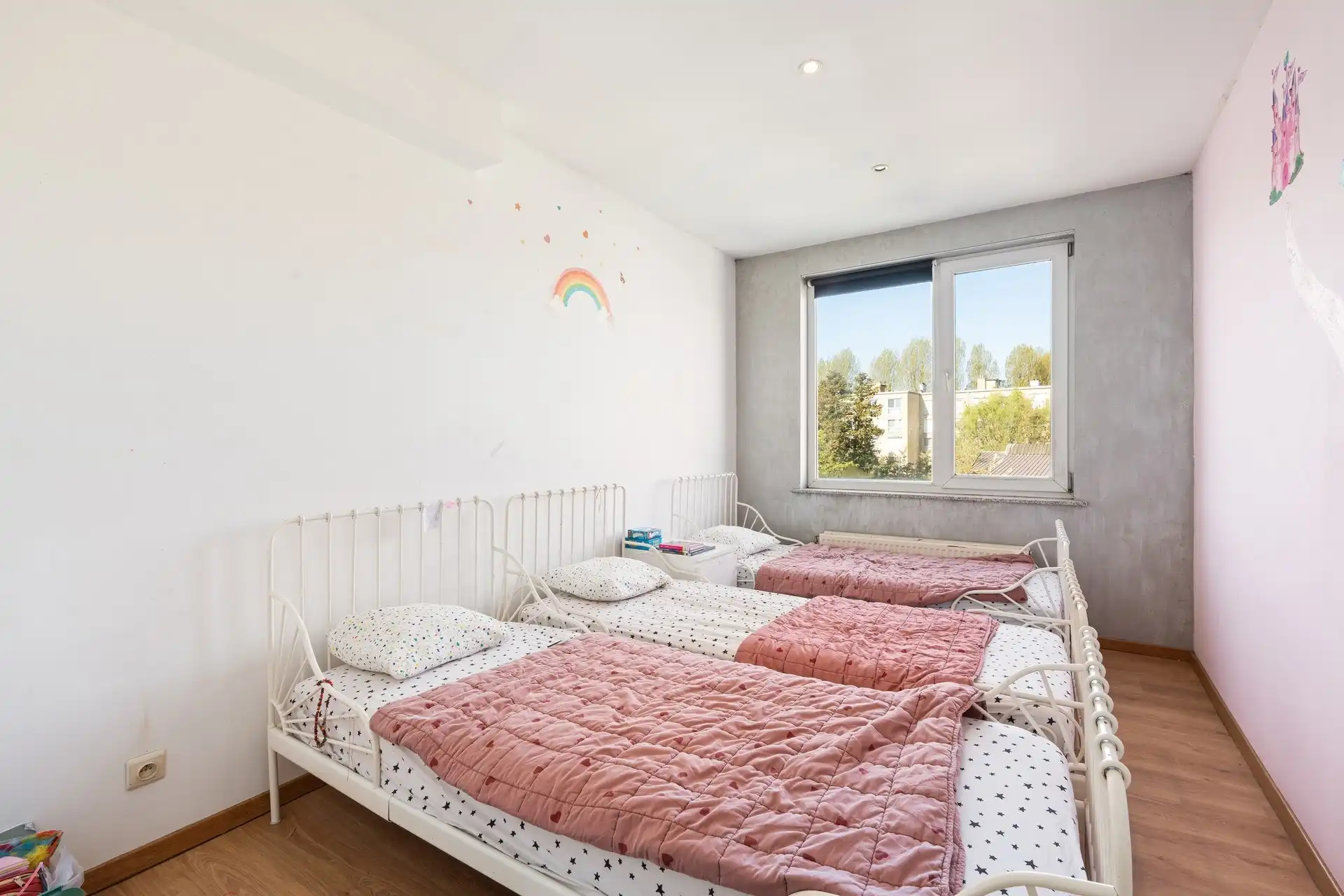 Instapklare energiezuinige eengezinswoning met 4 slaapkamers, 2 badkamers en West tuin. foto 13