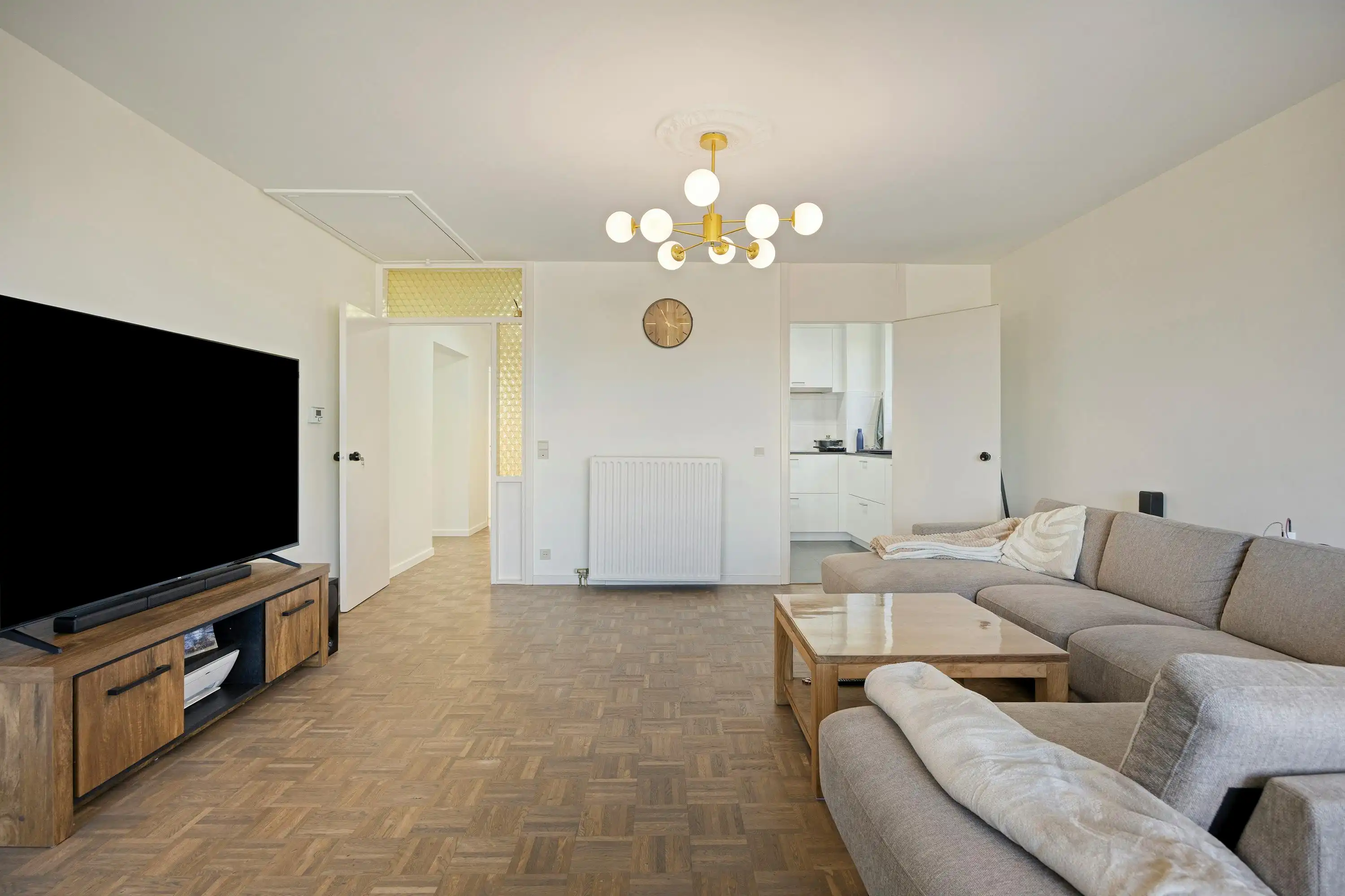 Ruim appartement met twee slaapkamers in Kalmthout! foto 5