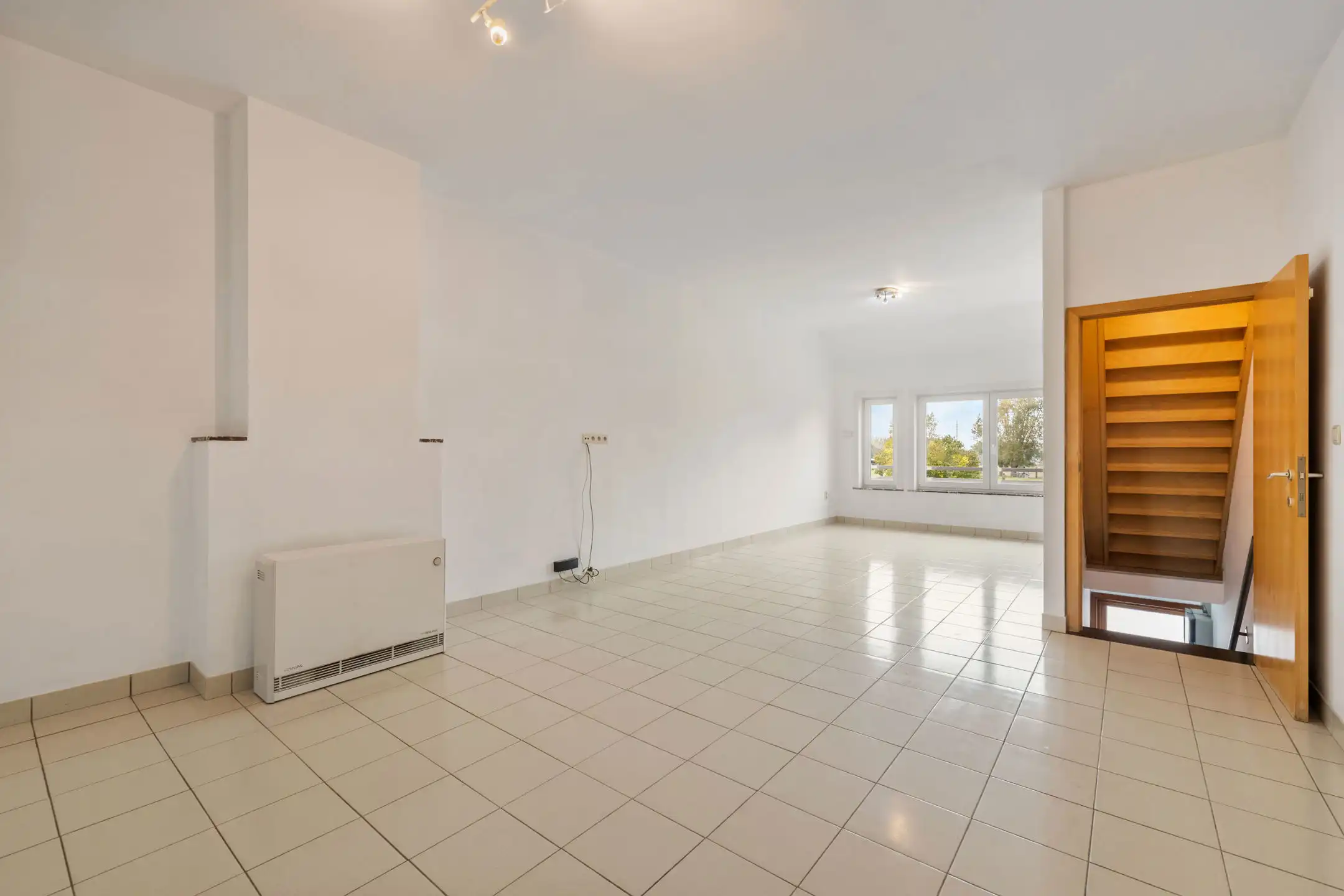 Gunstig gelegen woning 3 slpk met groot atelier/garage 63m² foto 9