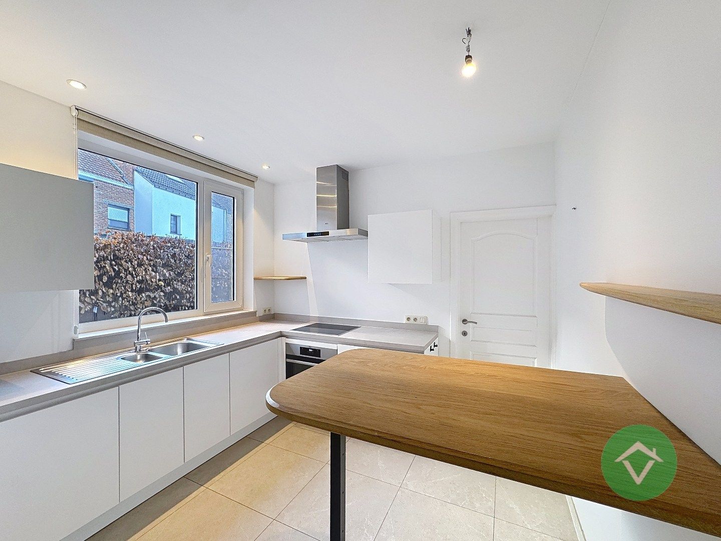 Instapklare gezinswoning met 3 slaapkamers te Gistel foto 8