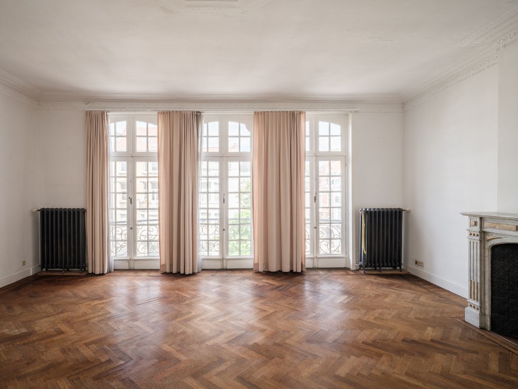 Unieke herenwoning met tuin en garage in neorococostijl nabij Gent-Sint-Pieters foto 10