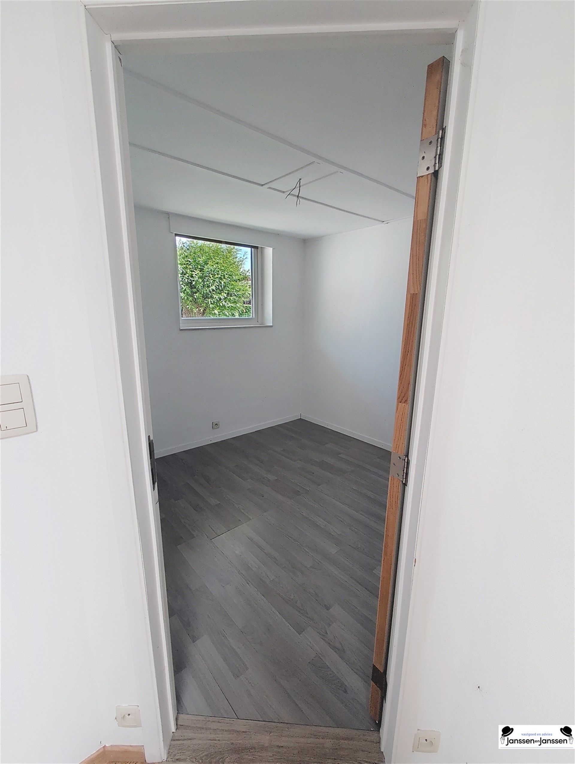 Rustgevende Bungalow - Zon, Rust en Jouw Eigen Plekje foto 12