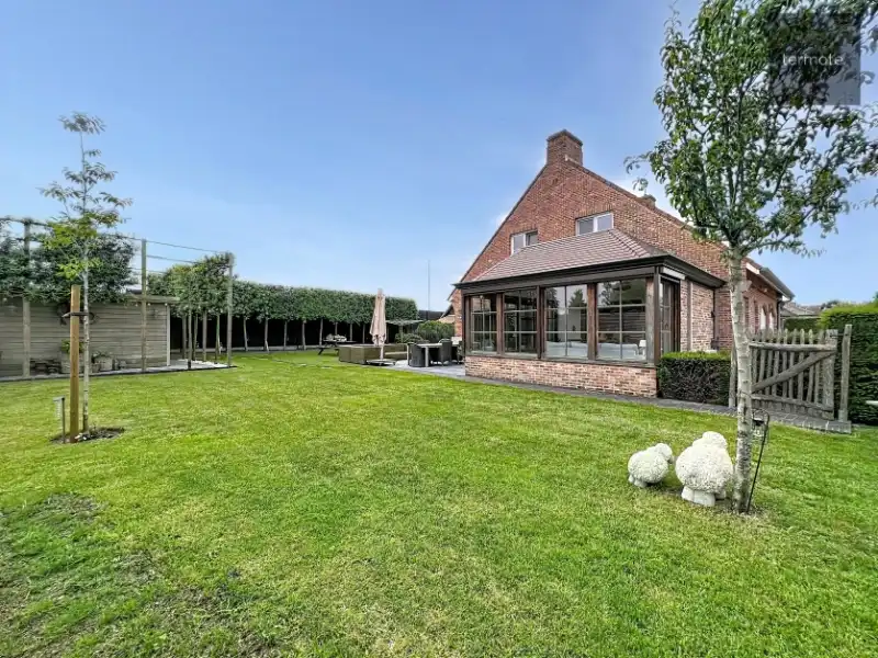 Alleenstaande woning foto 19