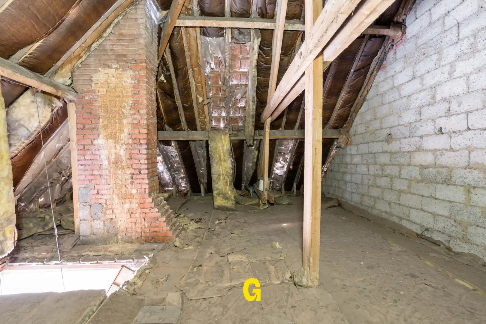 VERKOCHT - Netjes verzorgde halfopen woning met ruime garage vlakbij het centrum van Munsterbilzen foto 30