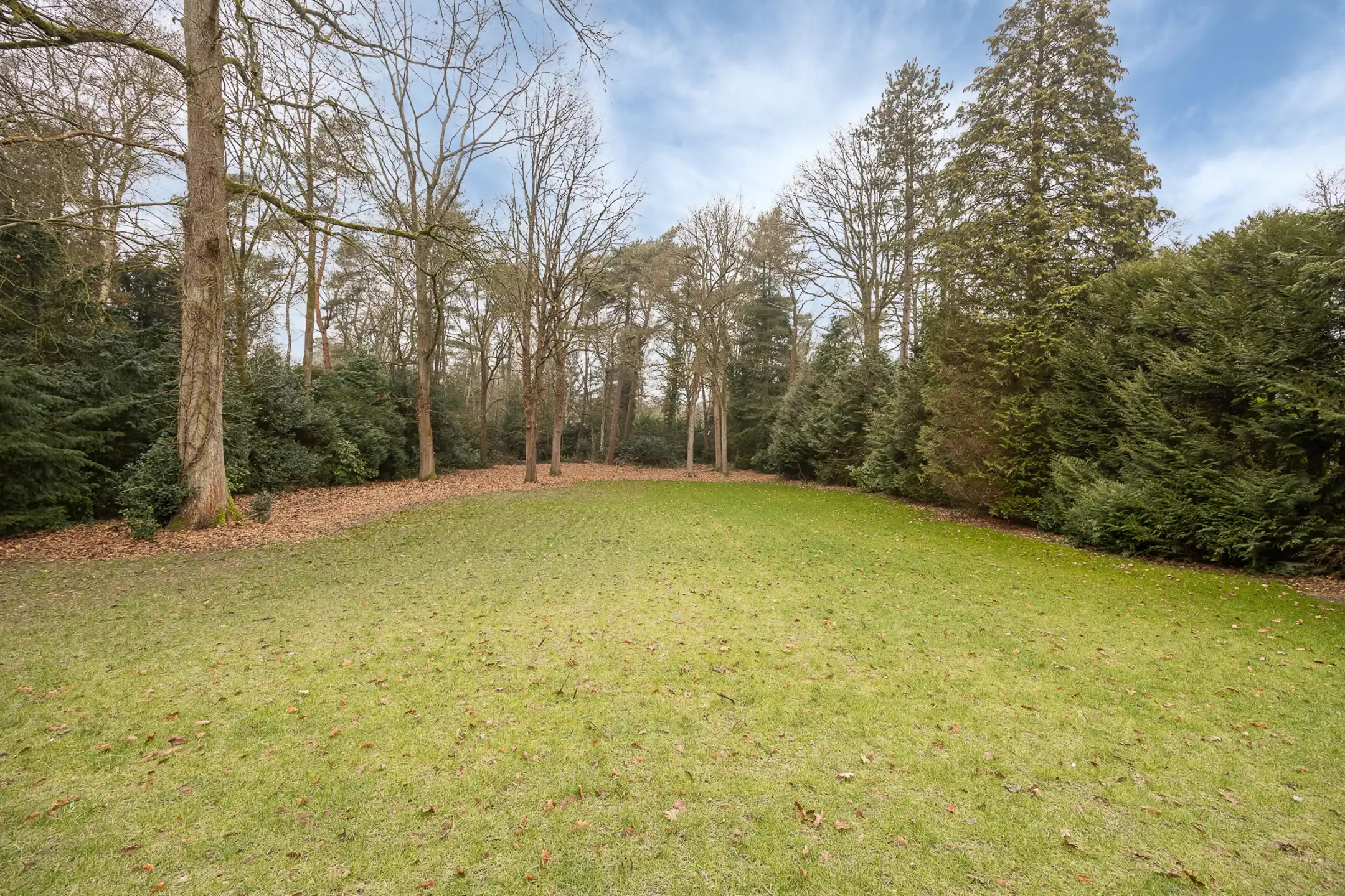 Laagbouwvilla op een prachtig perceel van ca . 3058 m² foto 5