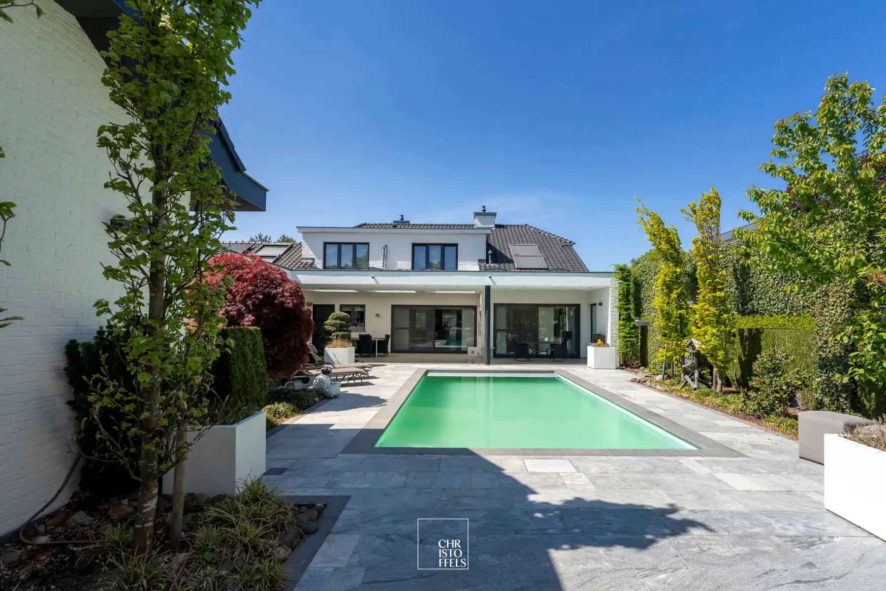 Exclusieve villa (511m²) met buitenzwembad, wellnessruimte en paardenaccommodatie in Lanaken foto 22