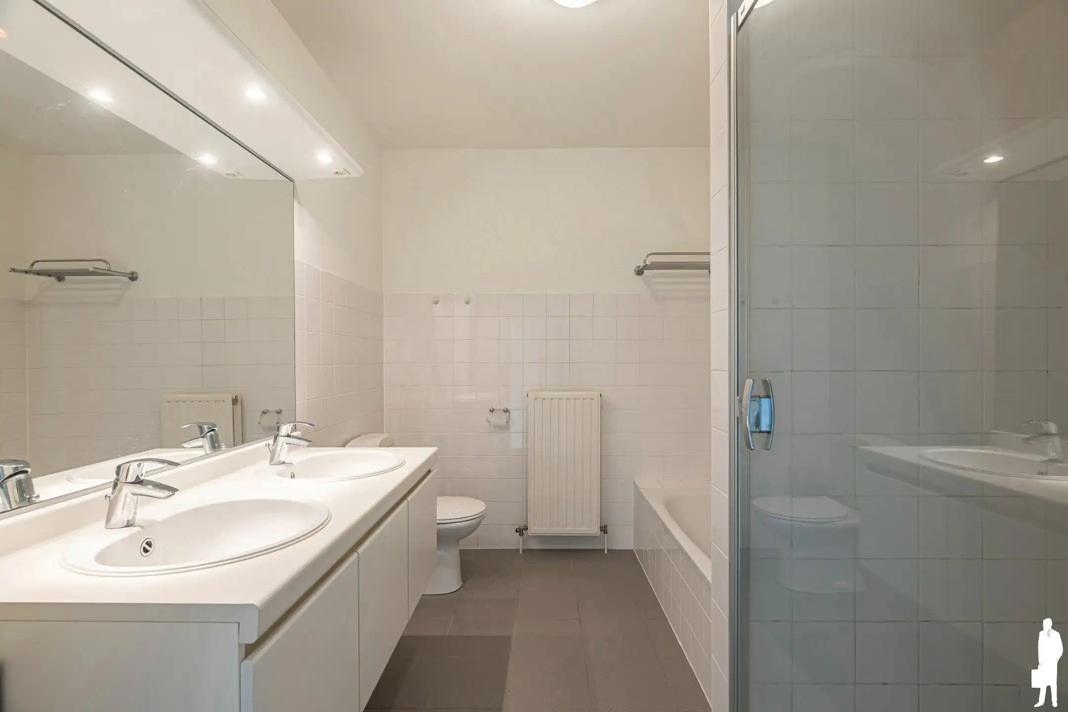 Ruim dakappartement van 130 m² met 50 m² terras en parking foto 27