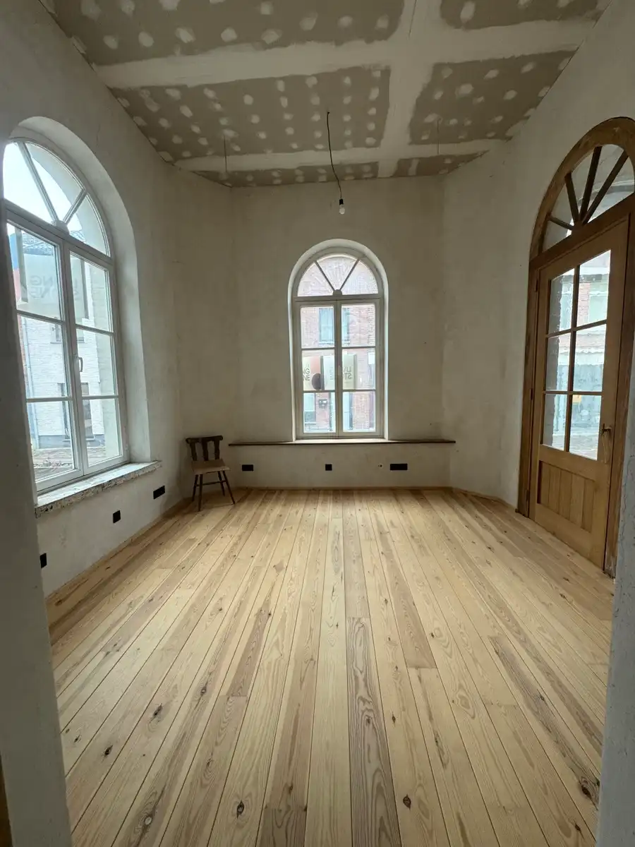 Karaktervol kantoor te huur in hartje Diest foto 9