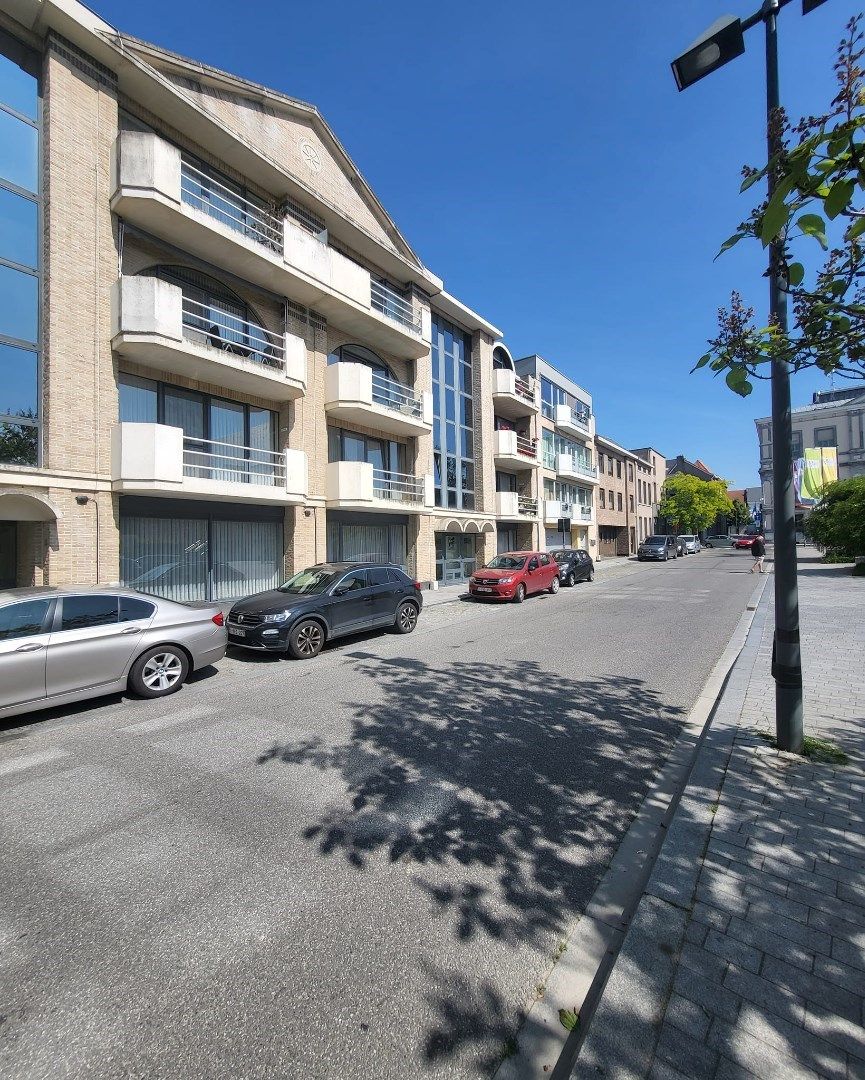 Hoofdfoto van de publicatie: Aangenaam appartement met zicht op het stadhuis.