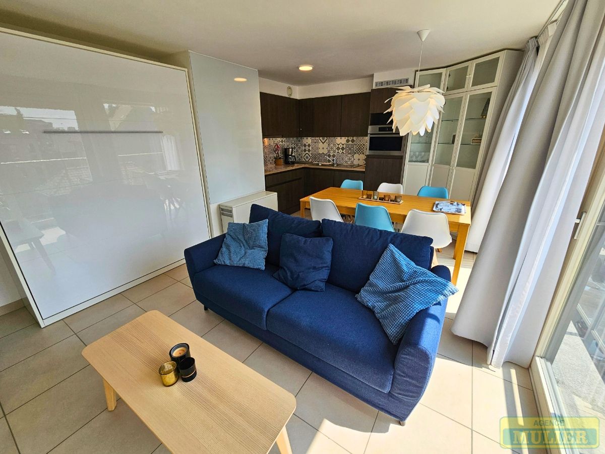 Appartement te koop foto {{pictureIndex}}