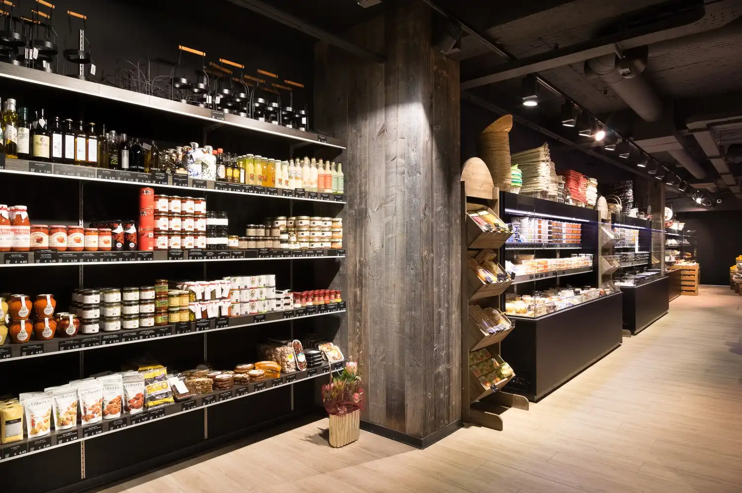 Opvallend instapklaar handelspand met 17 m gevelbreedte en topvisibiliteit foto 10