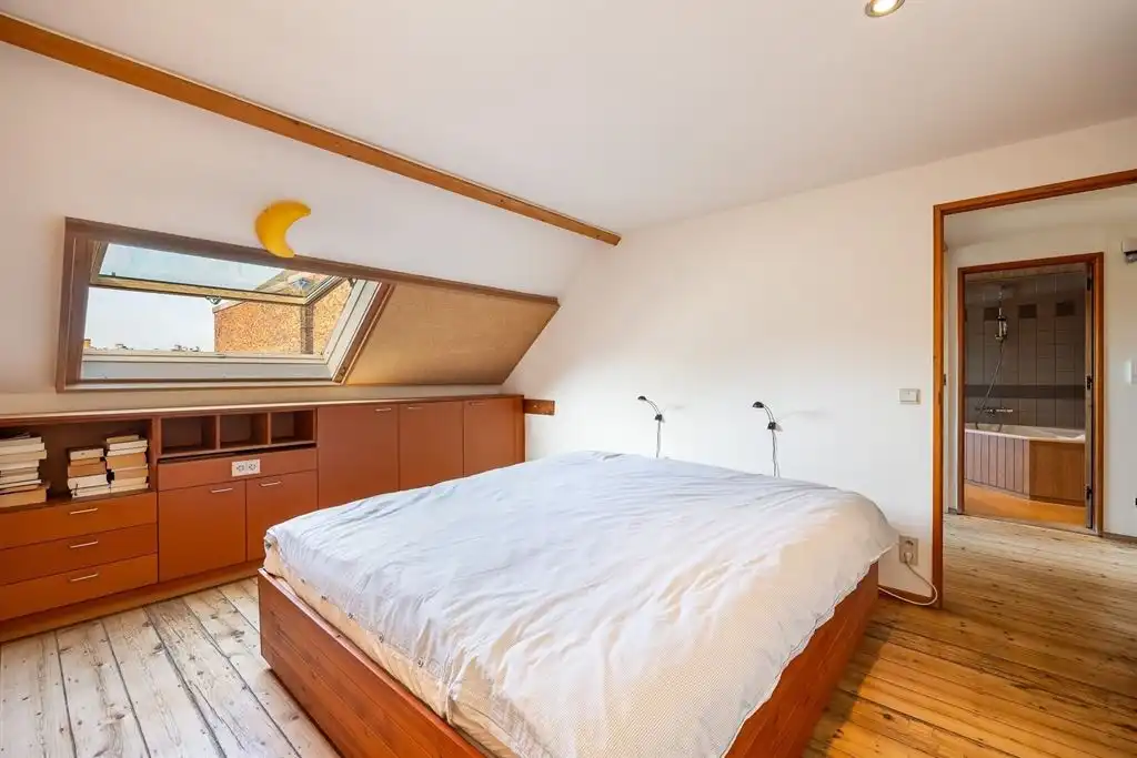 Unieke woning met dakterras en atelier foto 17