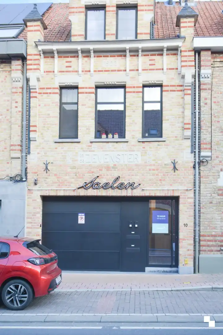 Ruim en modern gelijkvloers appartement met binnentuin te Staden foto 2