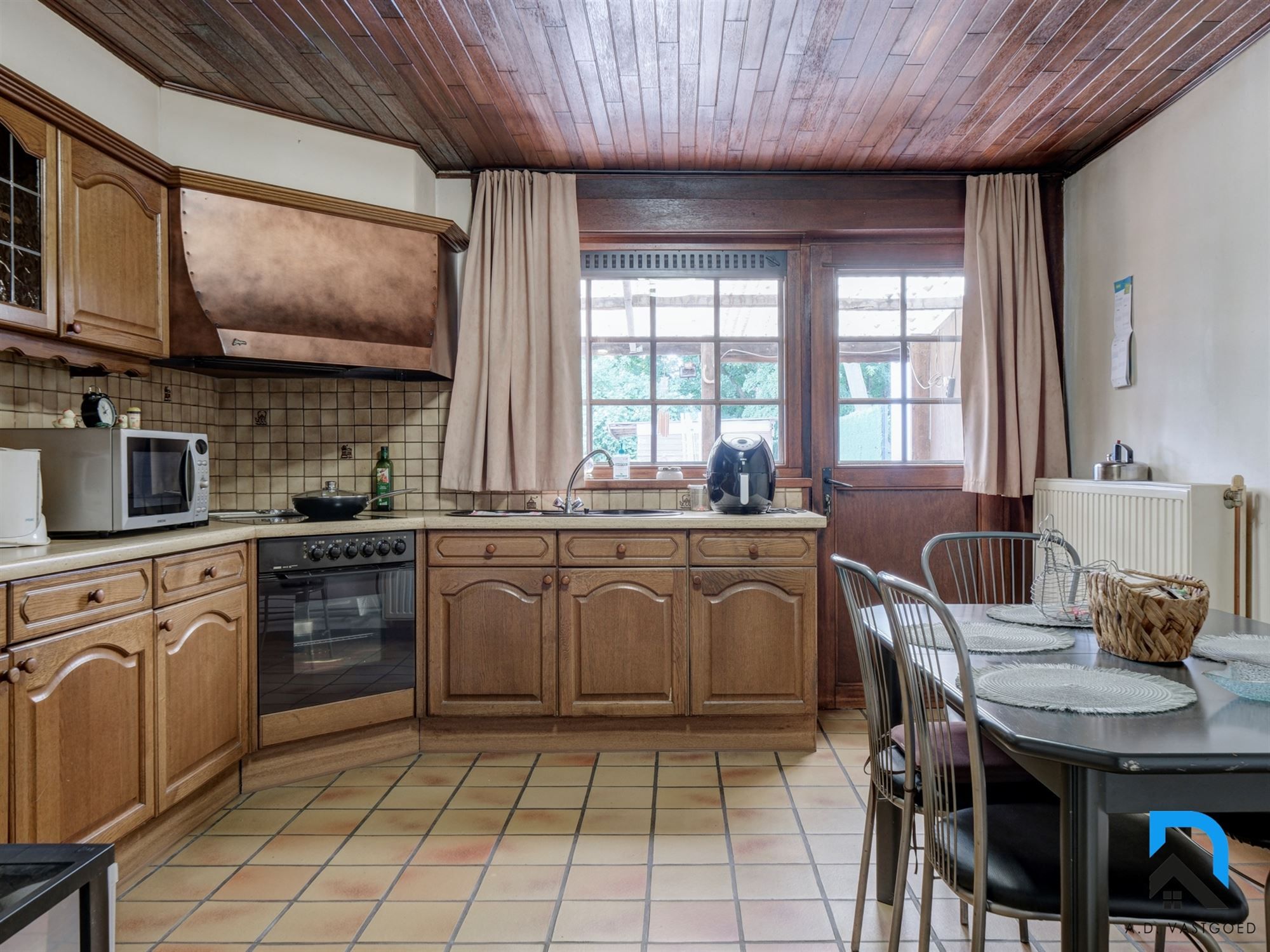 Woning met zonnige tuin foto 12