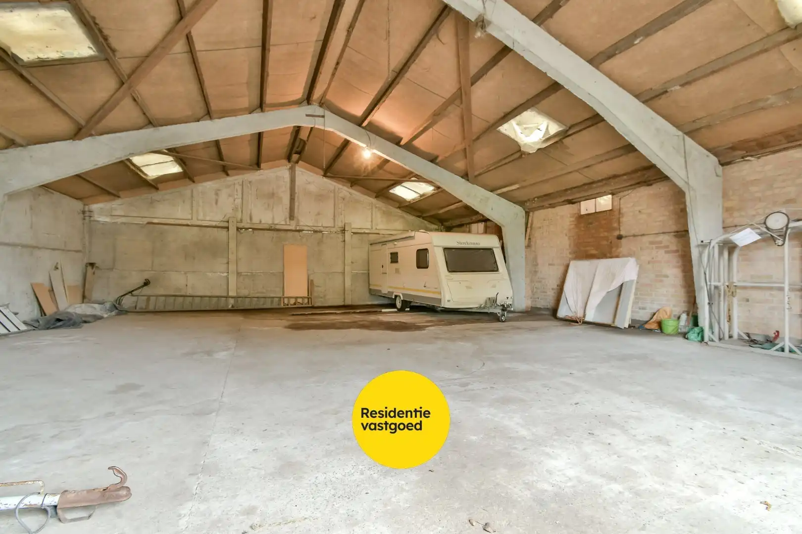 Statige woning met ruime loodsen in Kortemark! foto 20