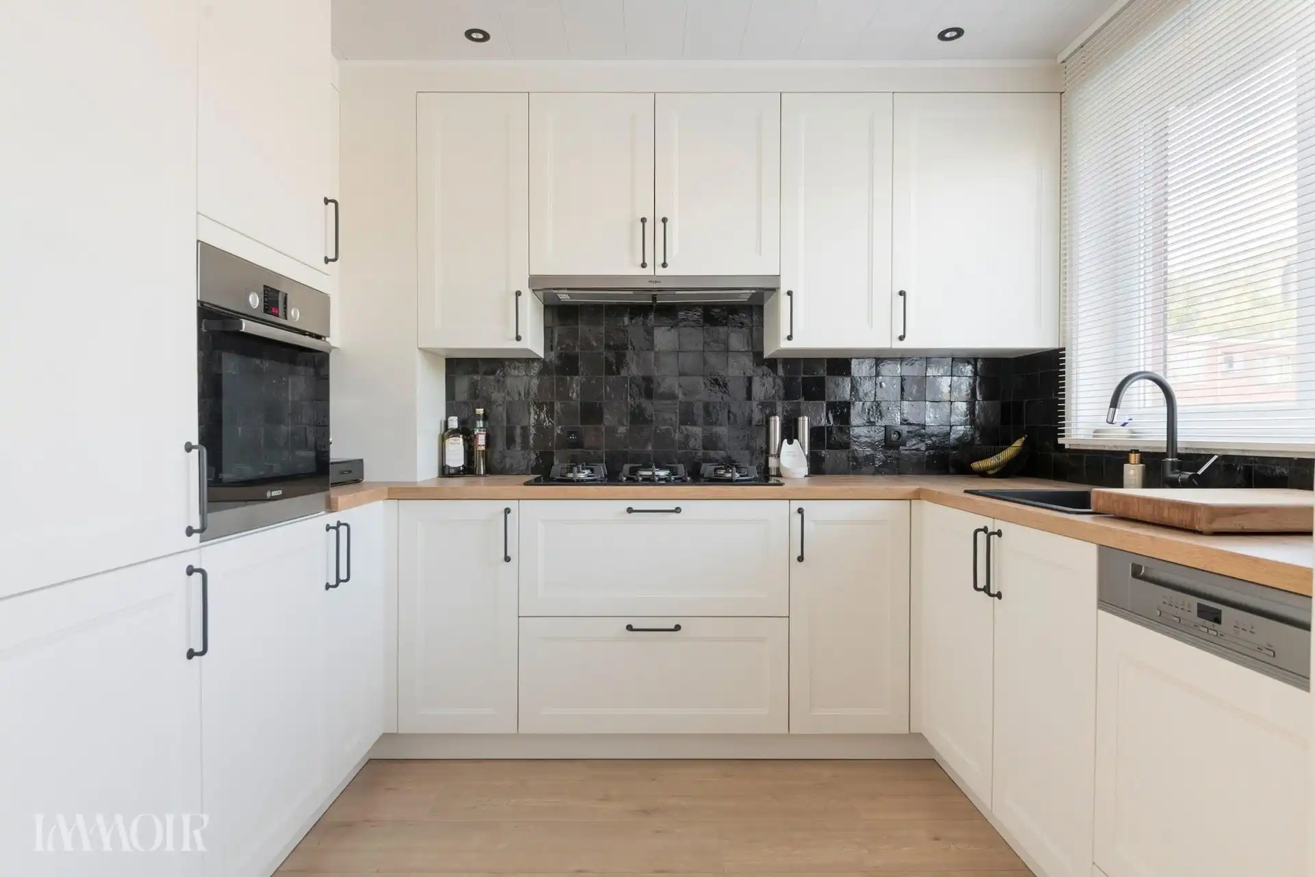 Instapklare bel-etagewoning met zonnepanelen, airco en zonnige tuin. foto 6
