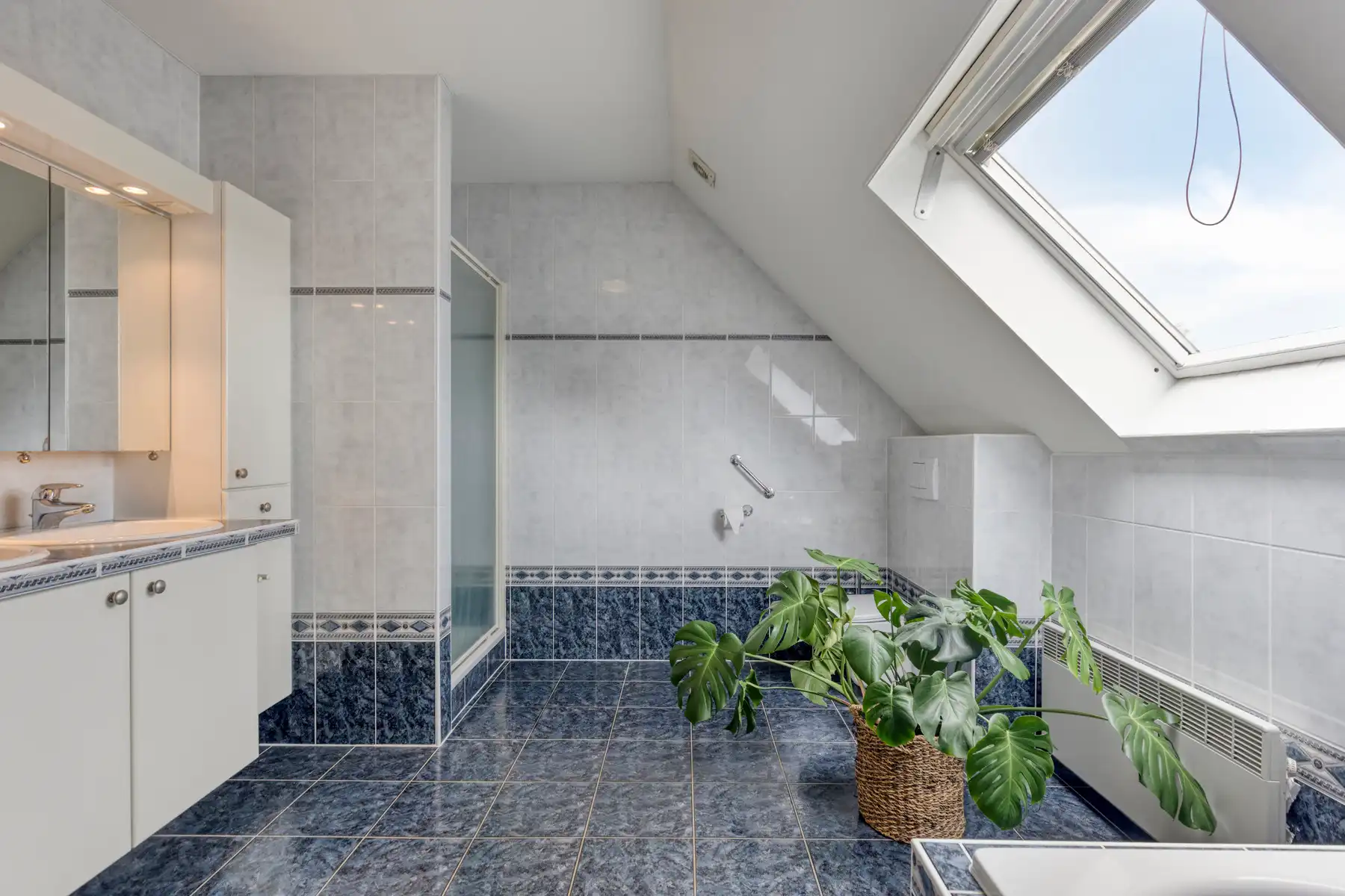 Ruim, centraal gelegen appartement met 3 slaapkamers foto 18