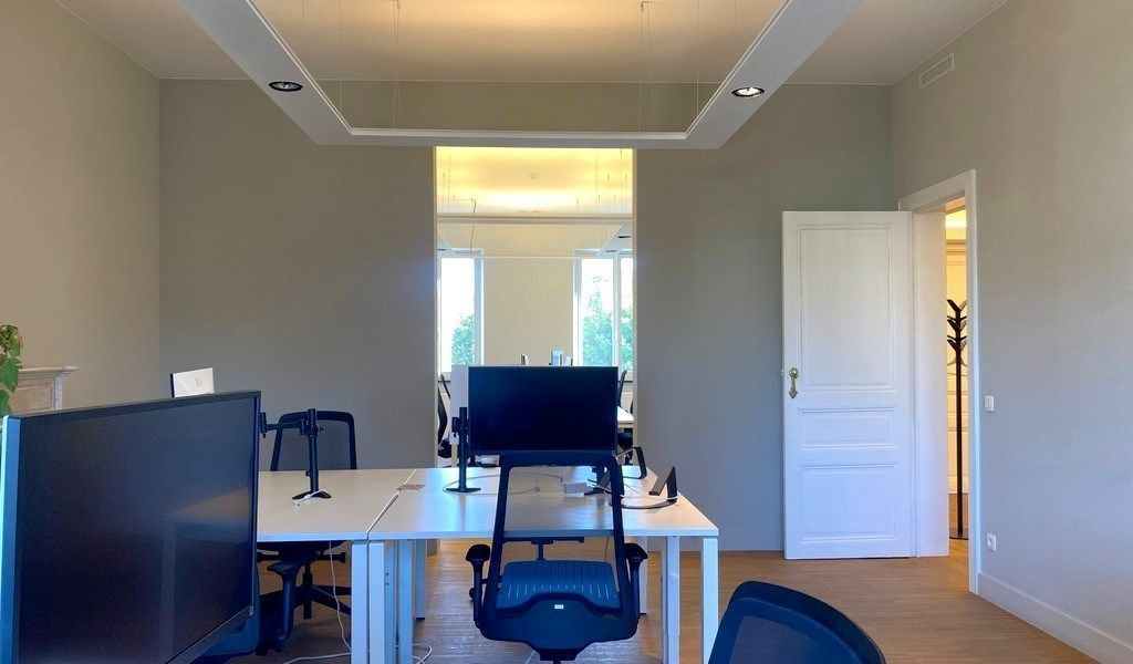 Gemeubelde kantoren in statig herenhuis aan R40 in Gent foto 10