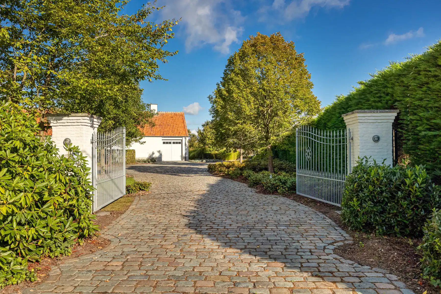 Uitzonderlijk gerenoveerde hoeve op ca. 7480 m² foto 36
