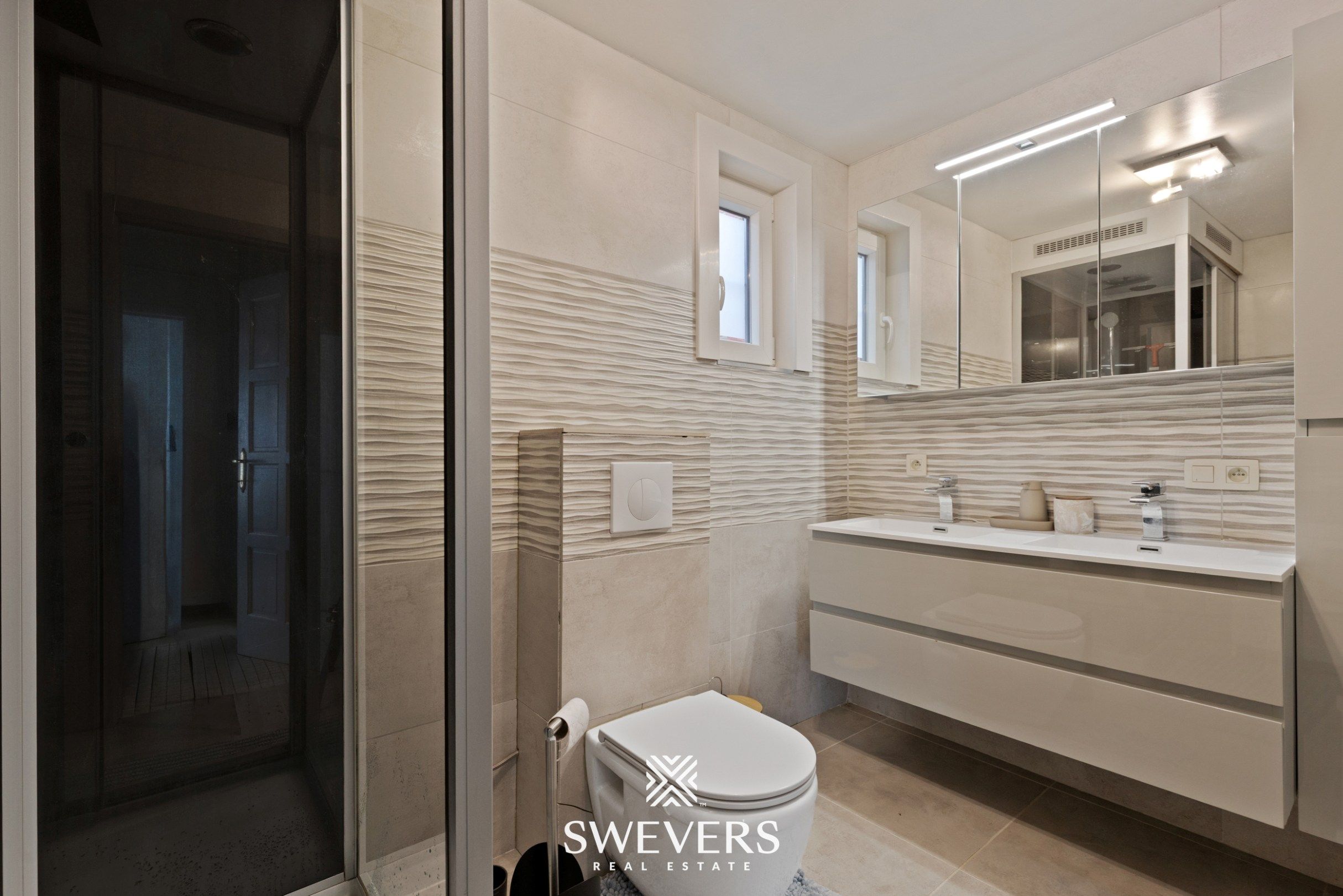 Karaktervolle woning 3 slaapkamers en renovatiepotentieel foto 21