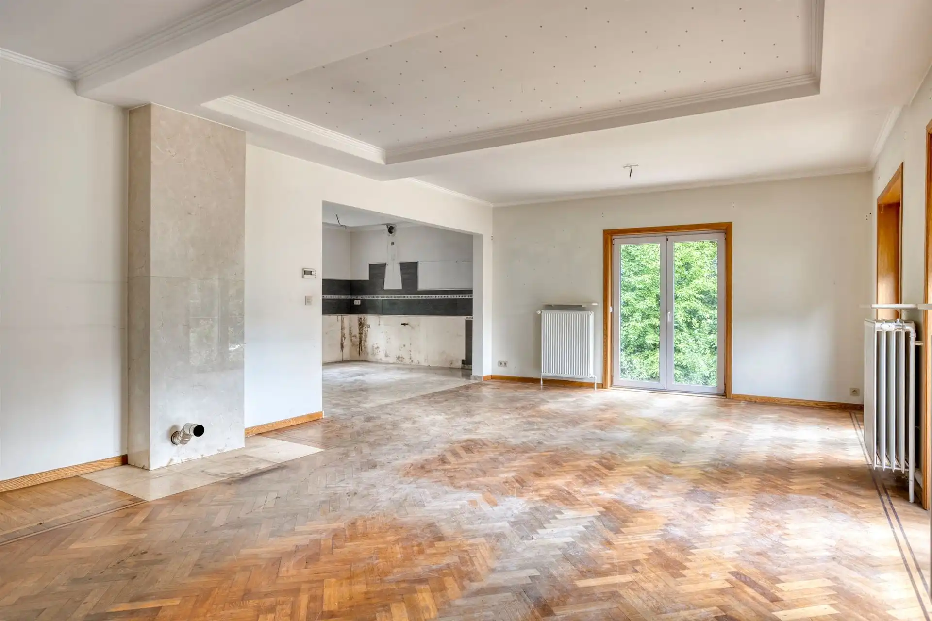 Klassieke villa met enorm potentieel in rustige wijk foto 7