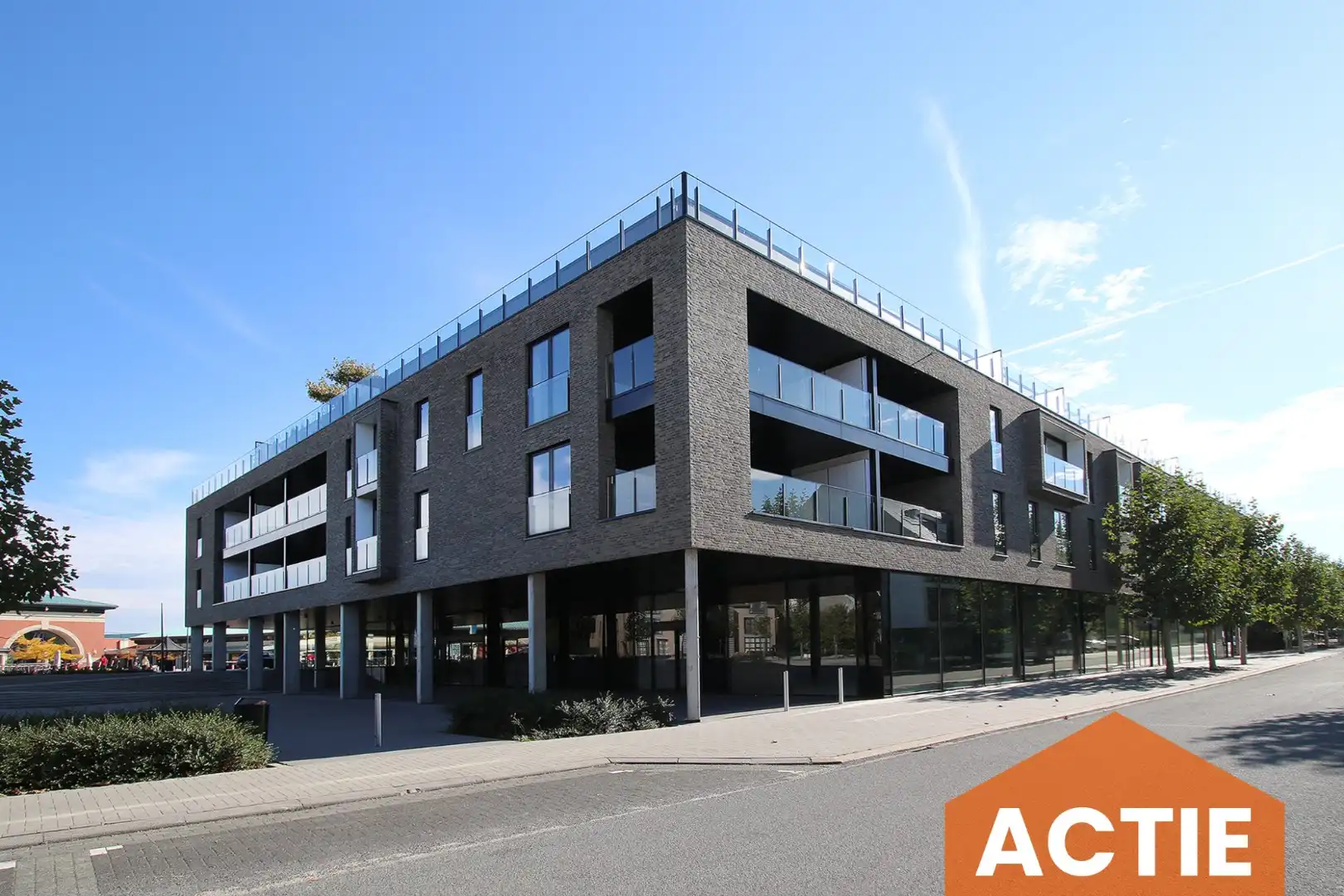 Nieuwbouwappartement van 97,19m²  foto {{pictureIndex}}