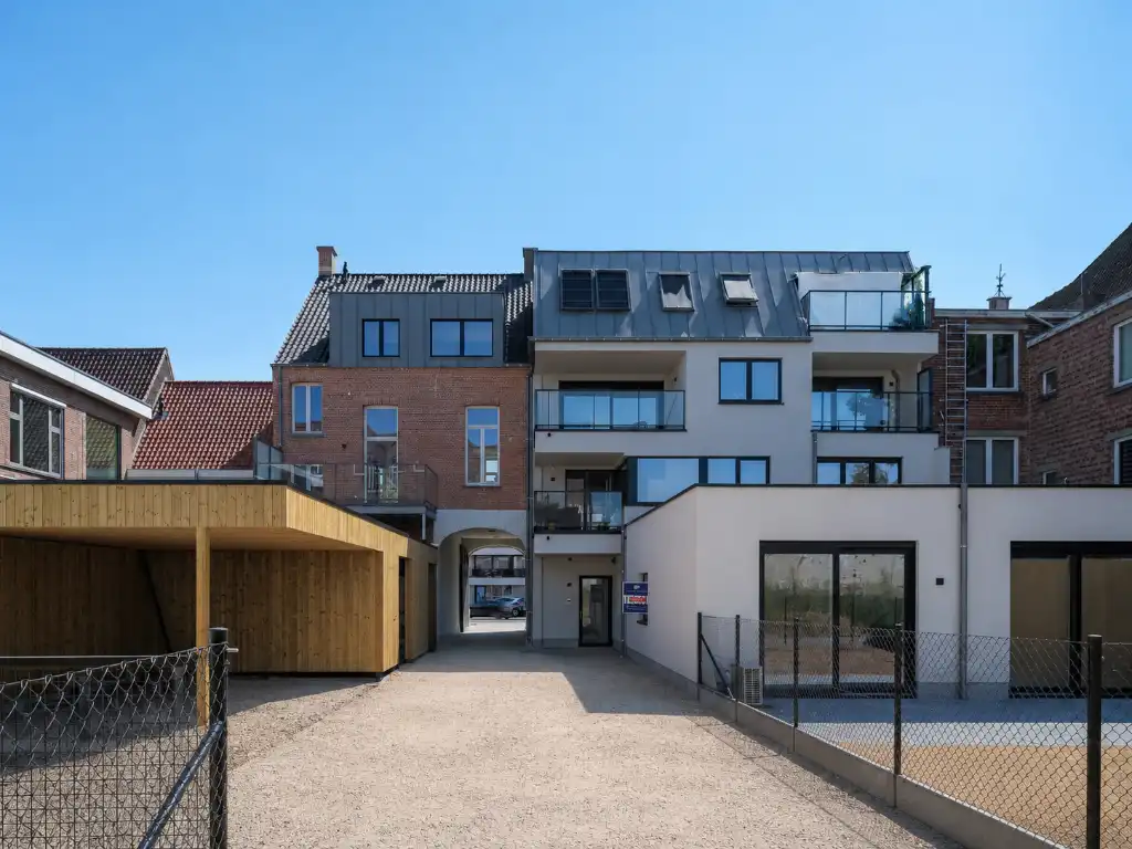 Sint-Amandsberg – Kwalitatief handelshuis met handelsruimte en woning met terras, op fietsafstand van het centrum van Gent foto 15