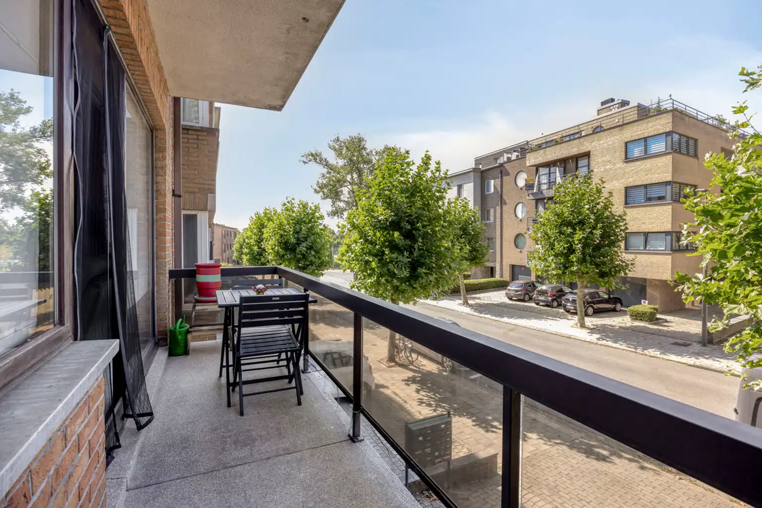 1-slaapkamerappartement met terras en overdekte staanplaats foto 12
