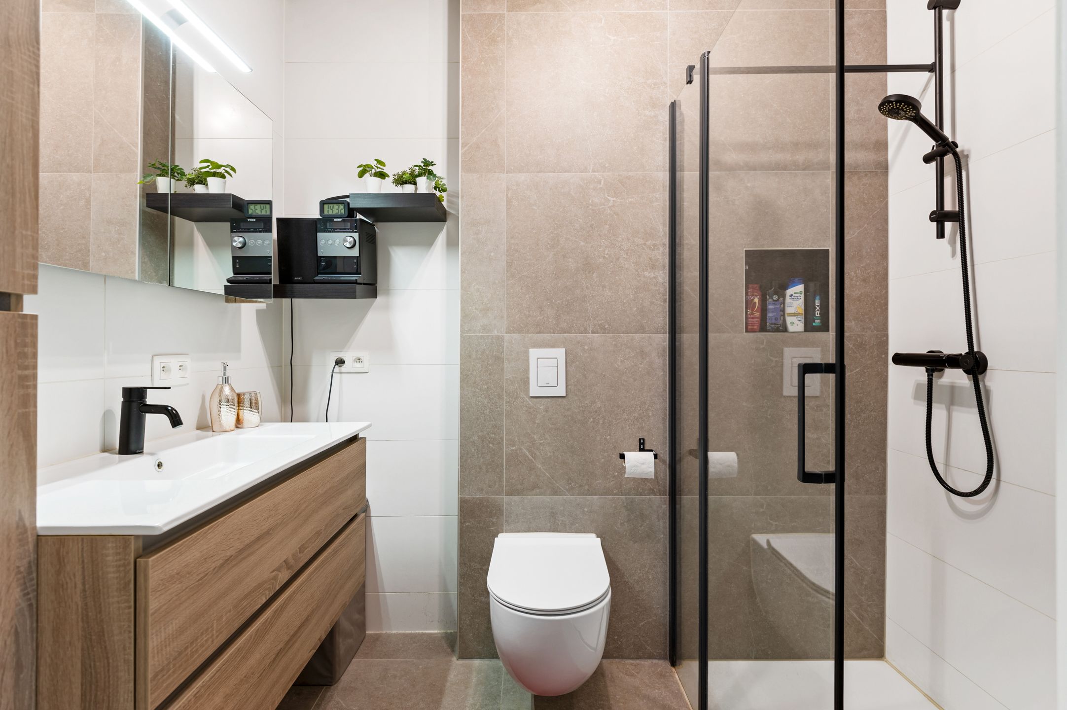 Instapklare woning met 4 slpks op gunstige ligging foto 19