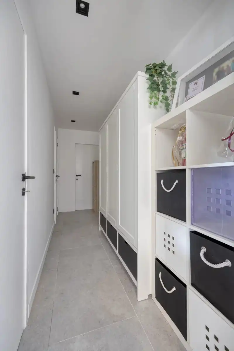RUIME WONING OP GUNSTIGE LOCATIE EN GELEGEN OP EEN PERCEEL VAN 17A44CA foto 24