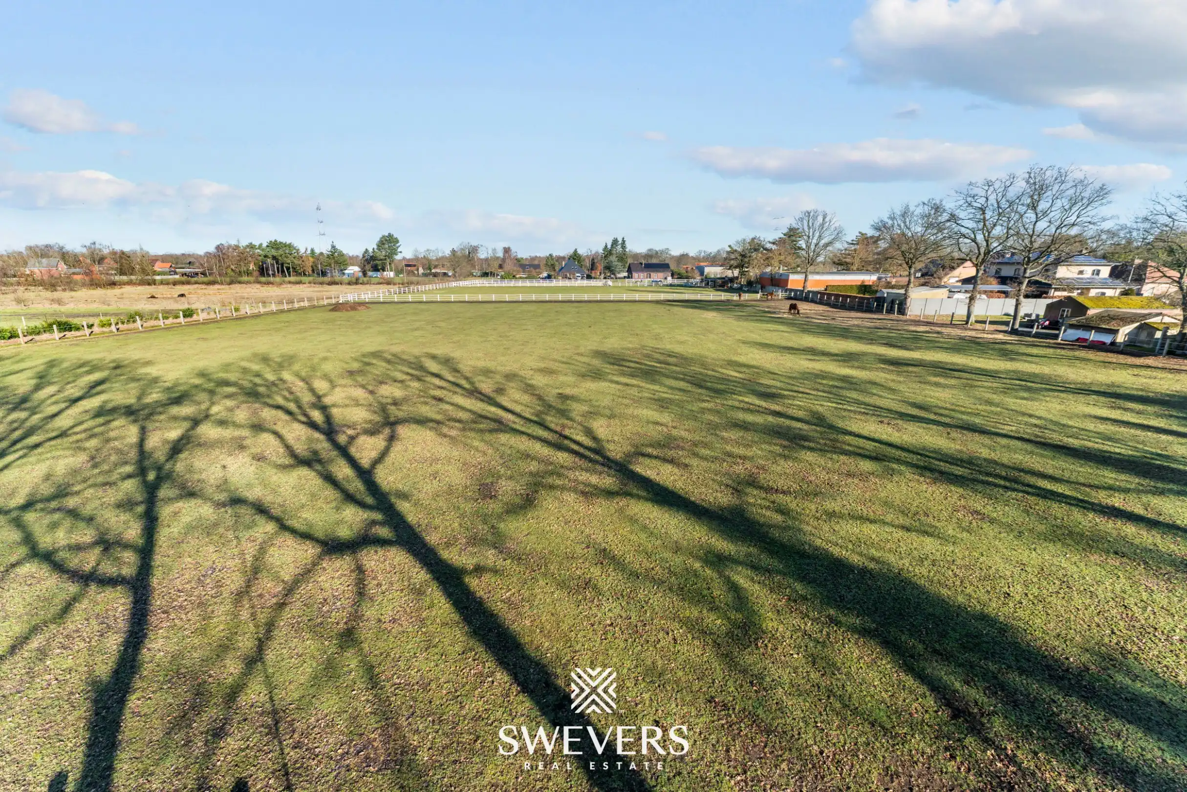 Instapklare Villa met Professionele Paardenaccommodatie:  foto 37