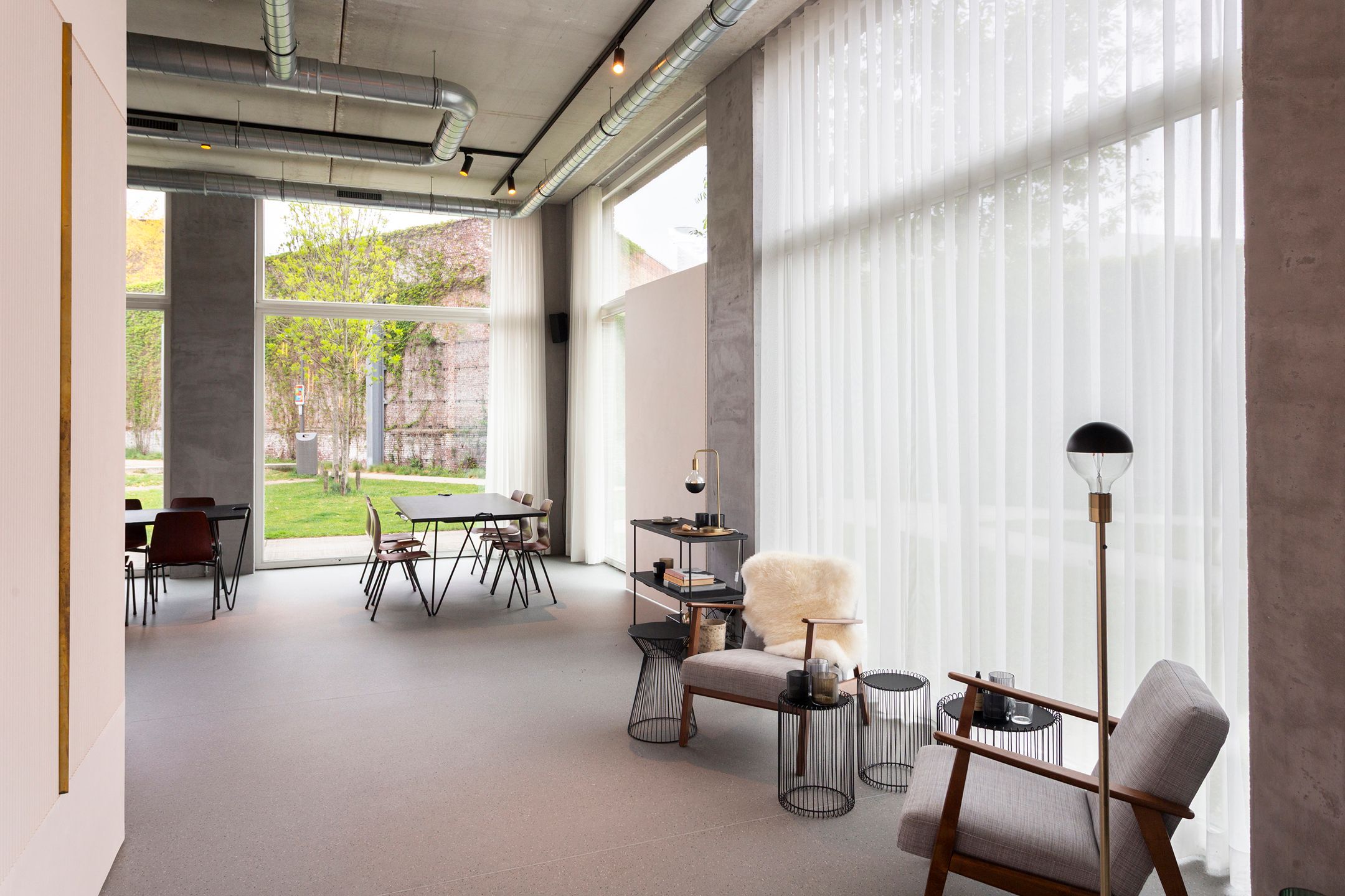 Polyvalente ruimte - ideaal als kantoor of praktijk foto {{pictureIndex}}