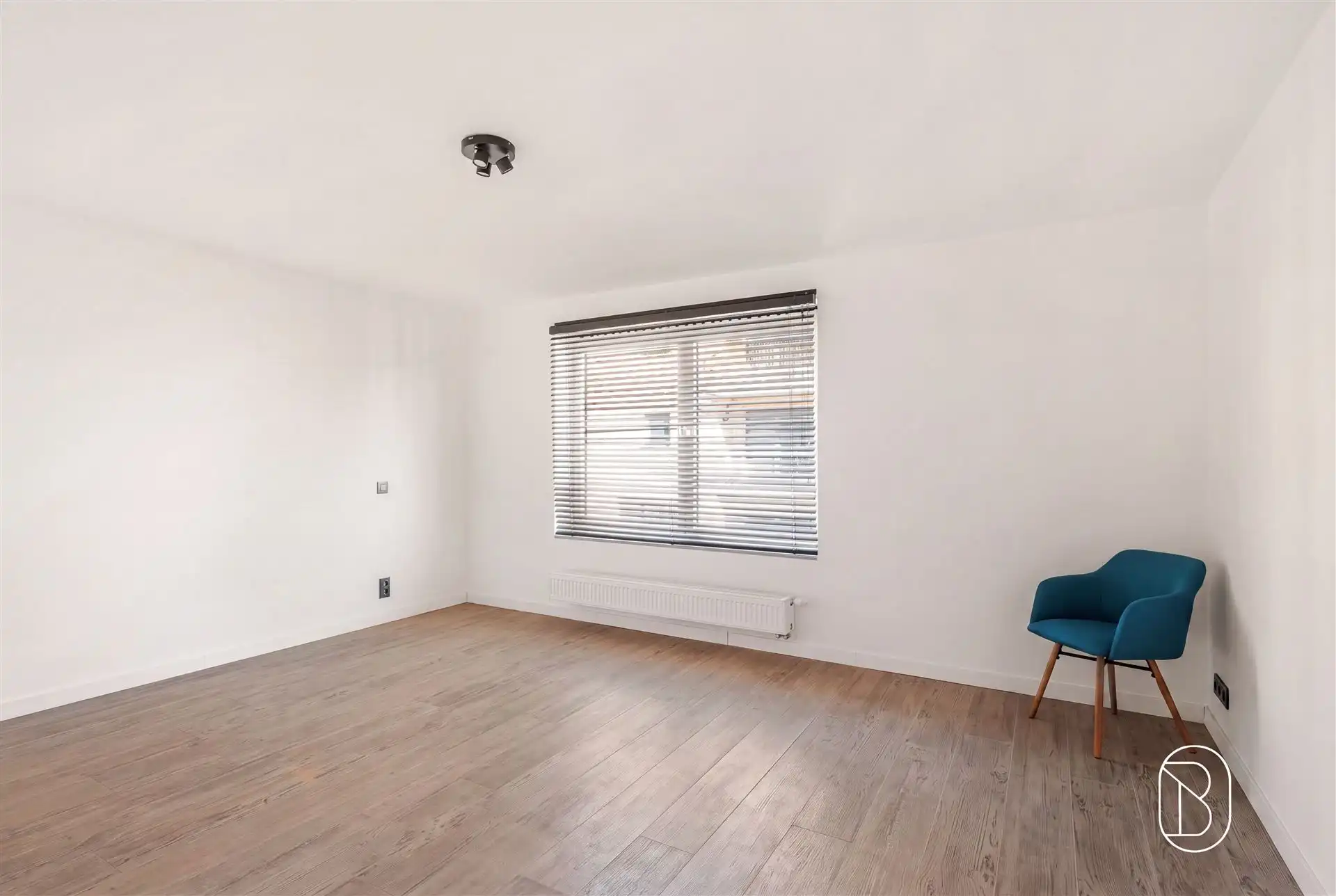 Toffe recente grote kwalitatieve woning met garage en tuin foto 13