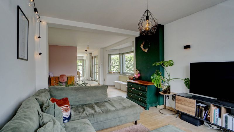 Charmante gerenoveerde woning van 166m² op 6 are 47 ca foto 5