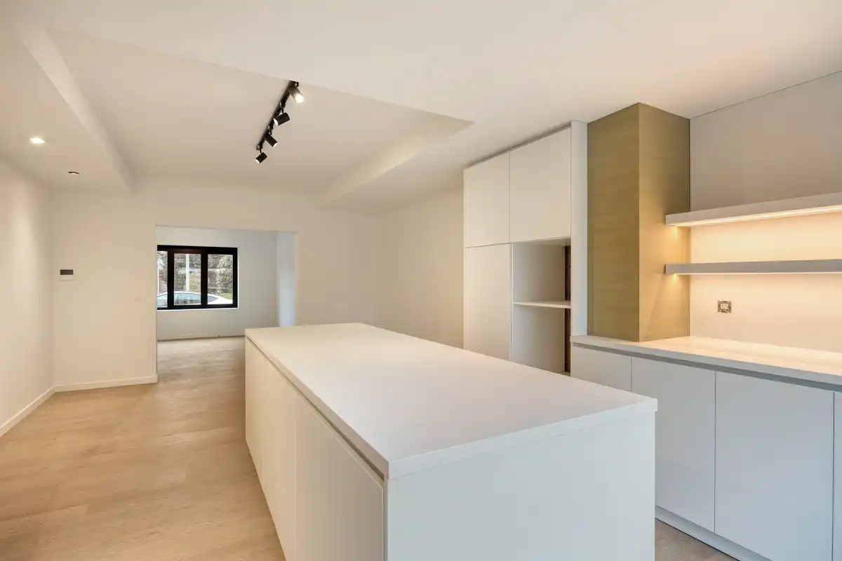 Volledig gerenoveerde halfopen bebouwing met 3 slaapkamers, tuin, terras en garage in Kumtich! – EPC 95 kWh/m² - bewoonbare opp. 153 m² foto 7