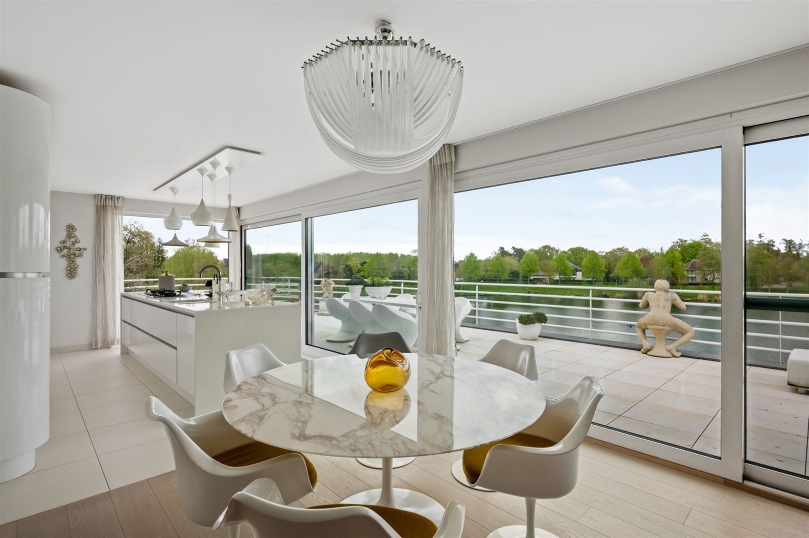 Appartement foto {{pictureIndex}}